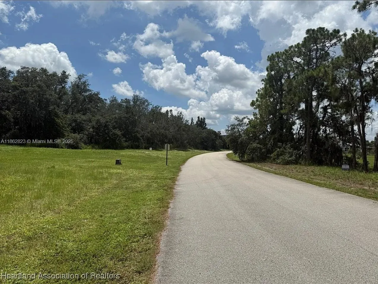 5056 LAKE REGENCY DR, Sebring, FL 33875
