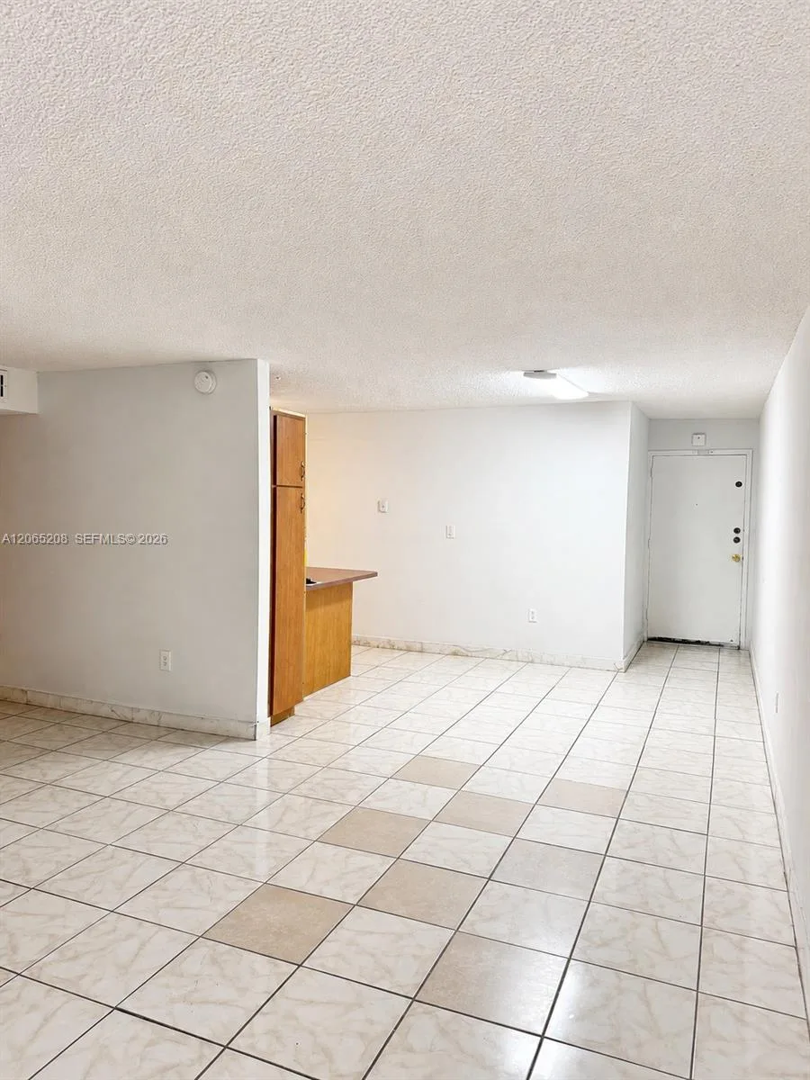 555 NE 123rd St # 215-D, North Miami, FL 33161 photo 3