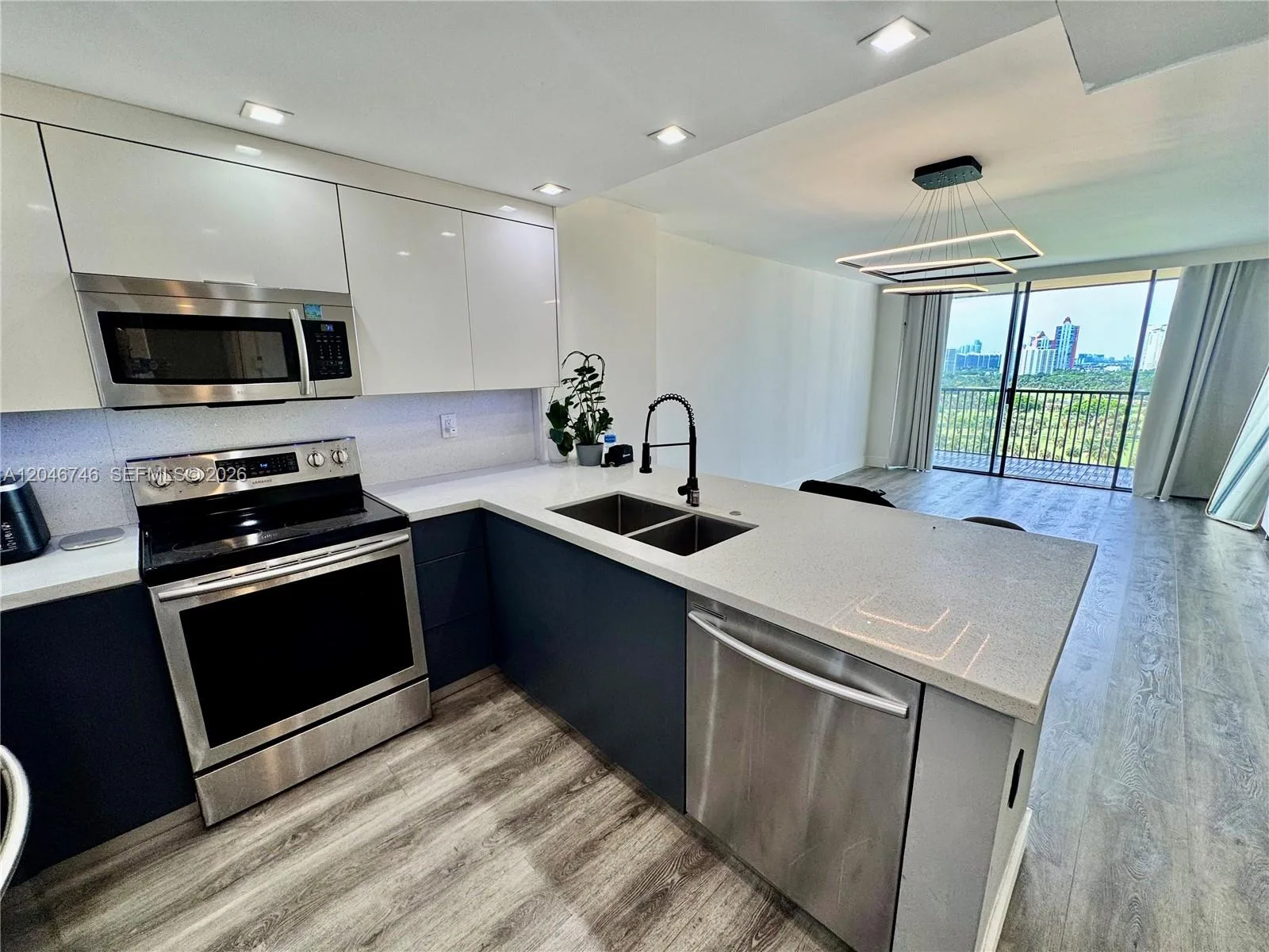 20379 W Country Club Dr # 1537, Aventura, FL 33180 photo 5