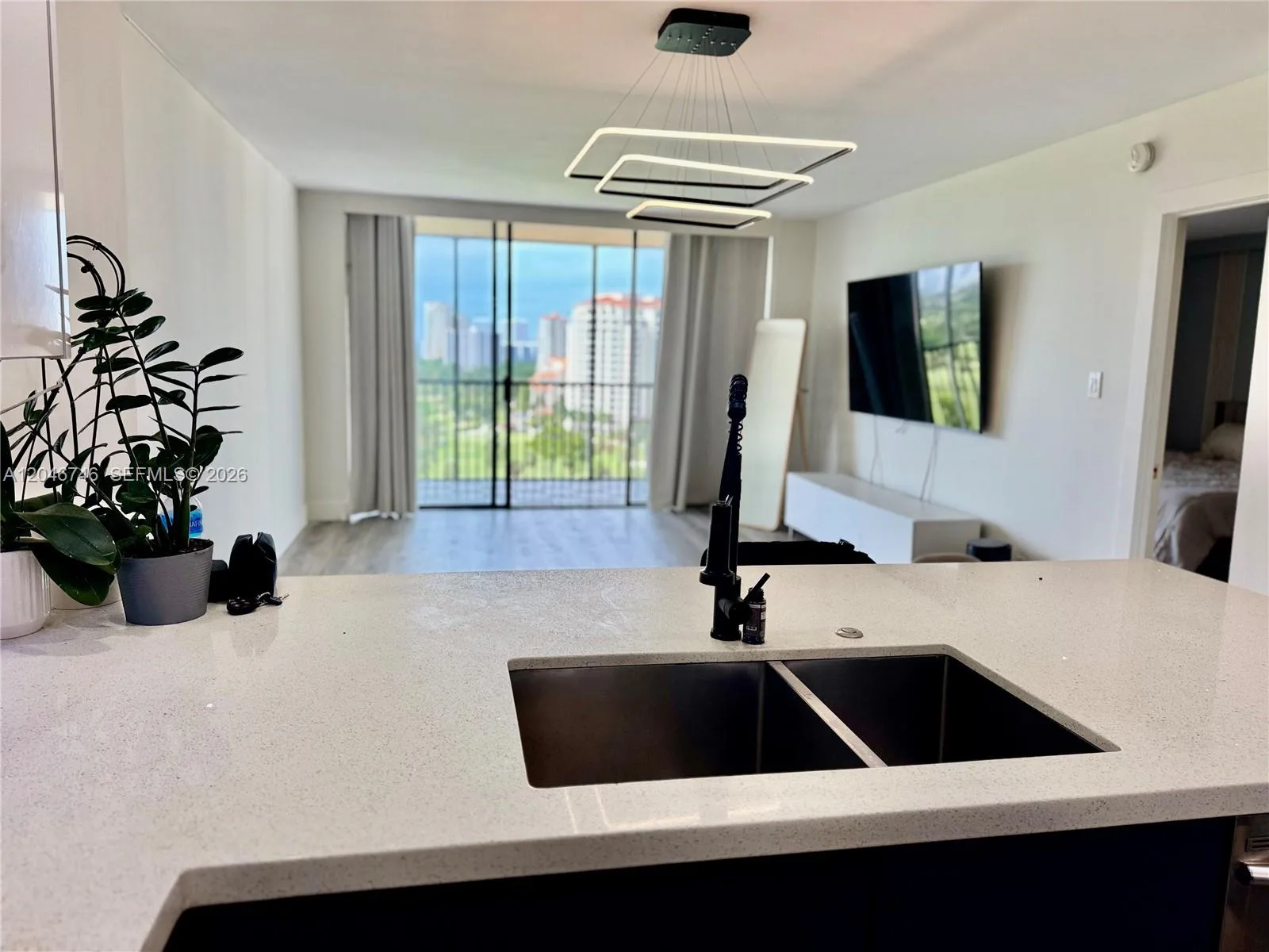 20379 W Country Club Dr # 1537, Aventura, FL 33180 photo 7