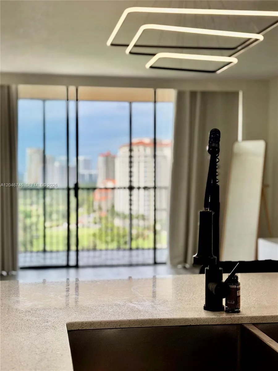 20379 W Country Club Dr # 1537, Aventura, FL 33180 photo 8