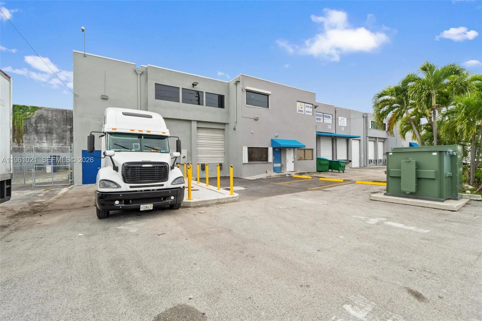 8000 NW 68th St, Medley, FL 33166