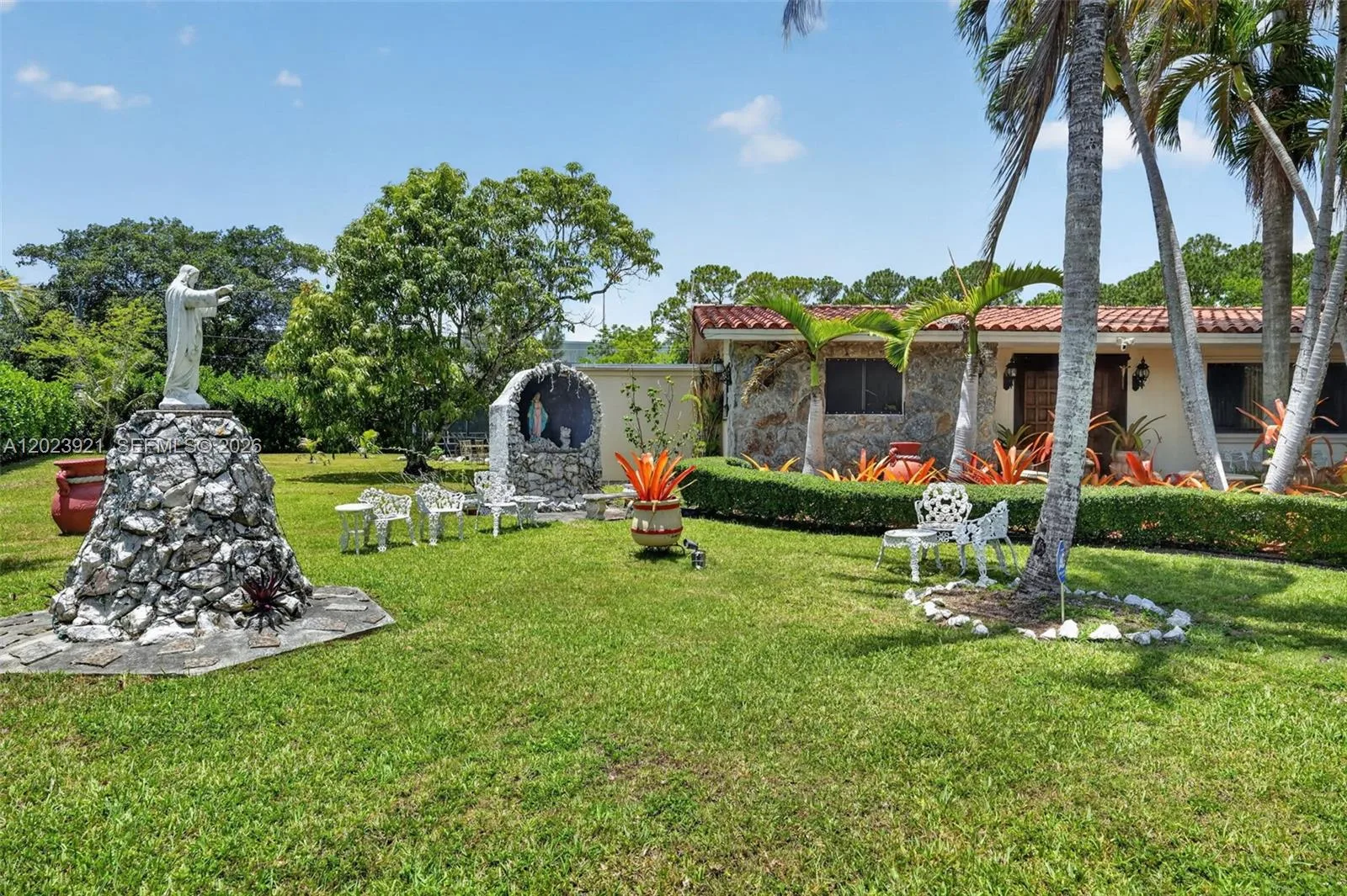 8461 SW 68th St Rd, Miami, FL 33143 photo 2