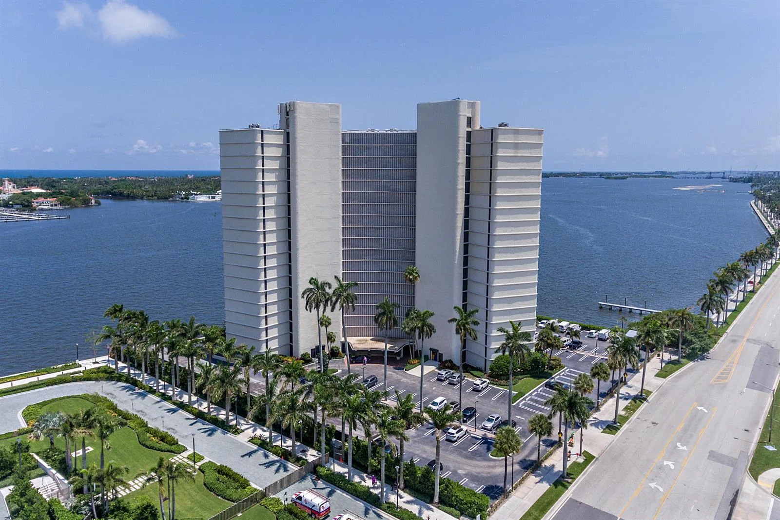 1200 S FLAGLER Drive # 1105, West Palm Beach, FL 33401