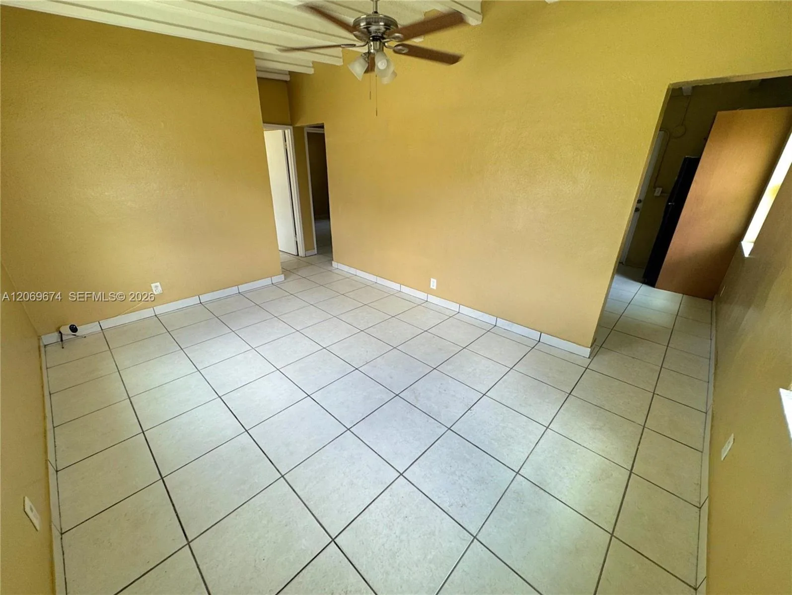 730 NW 15th Ter, Fort Lauderdale, FL 33311 photo 4