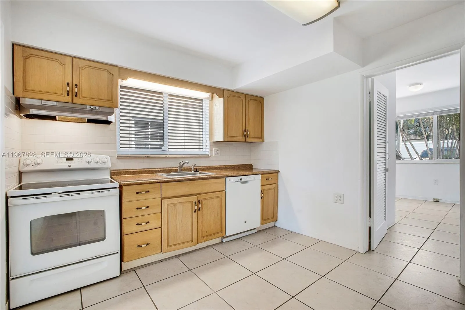 9372 Abbott Ave, Surfside, FL 33154 photo 9