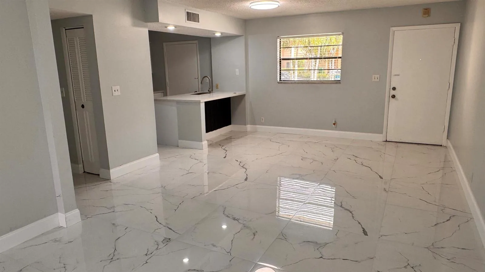 9150 NW 38th Drive # 106, Coral Springs, FL 33065