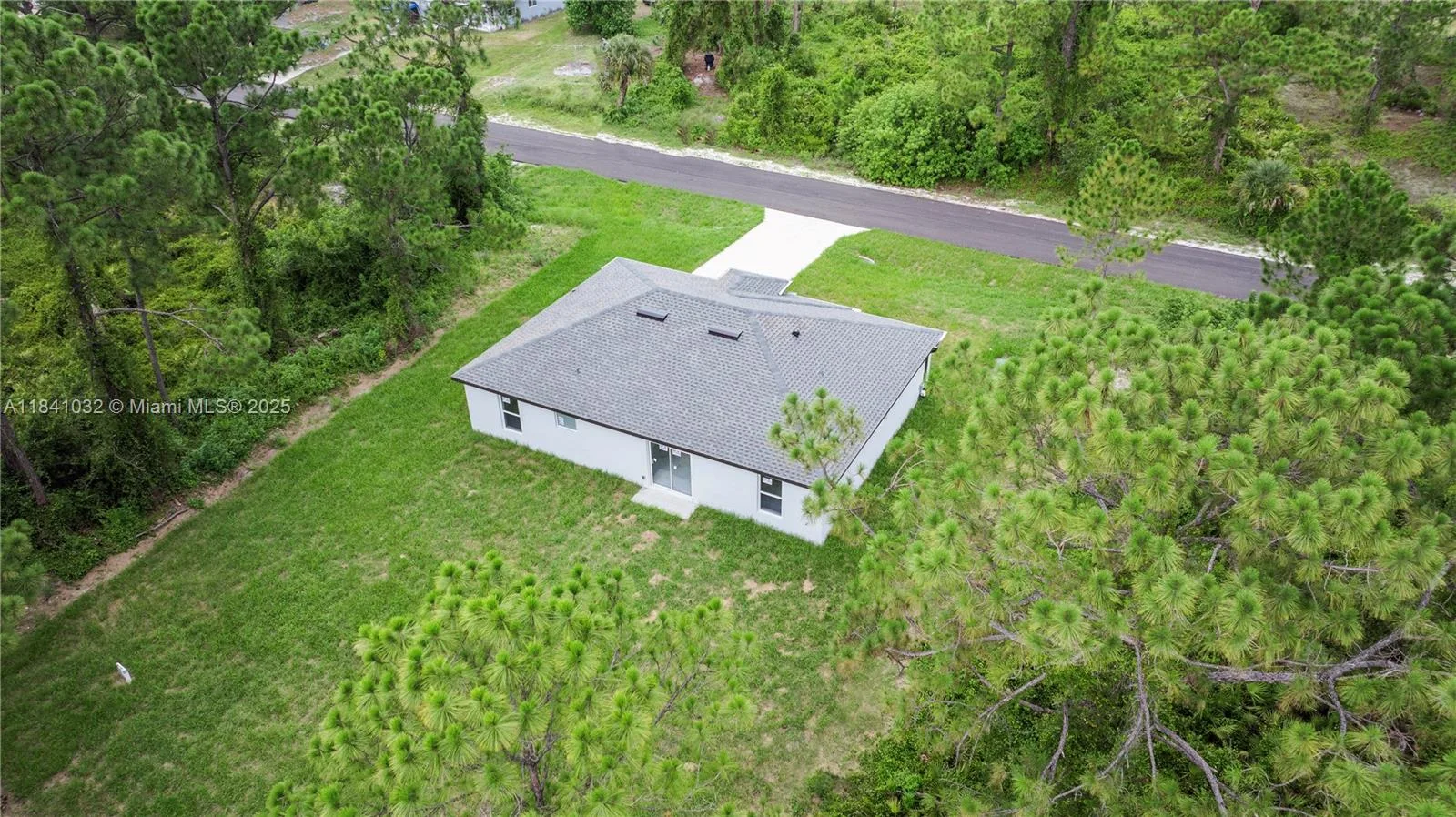767 SILVERSTAR AVE, Lehigh Acres, FL 33974 photo 3
