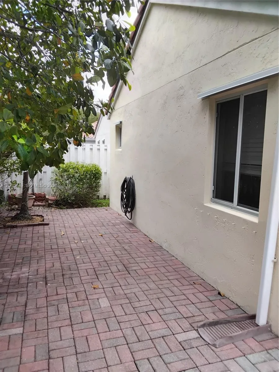 519 Talavera Rd, Weston, FL 33326 photo 8