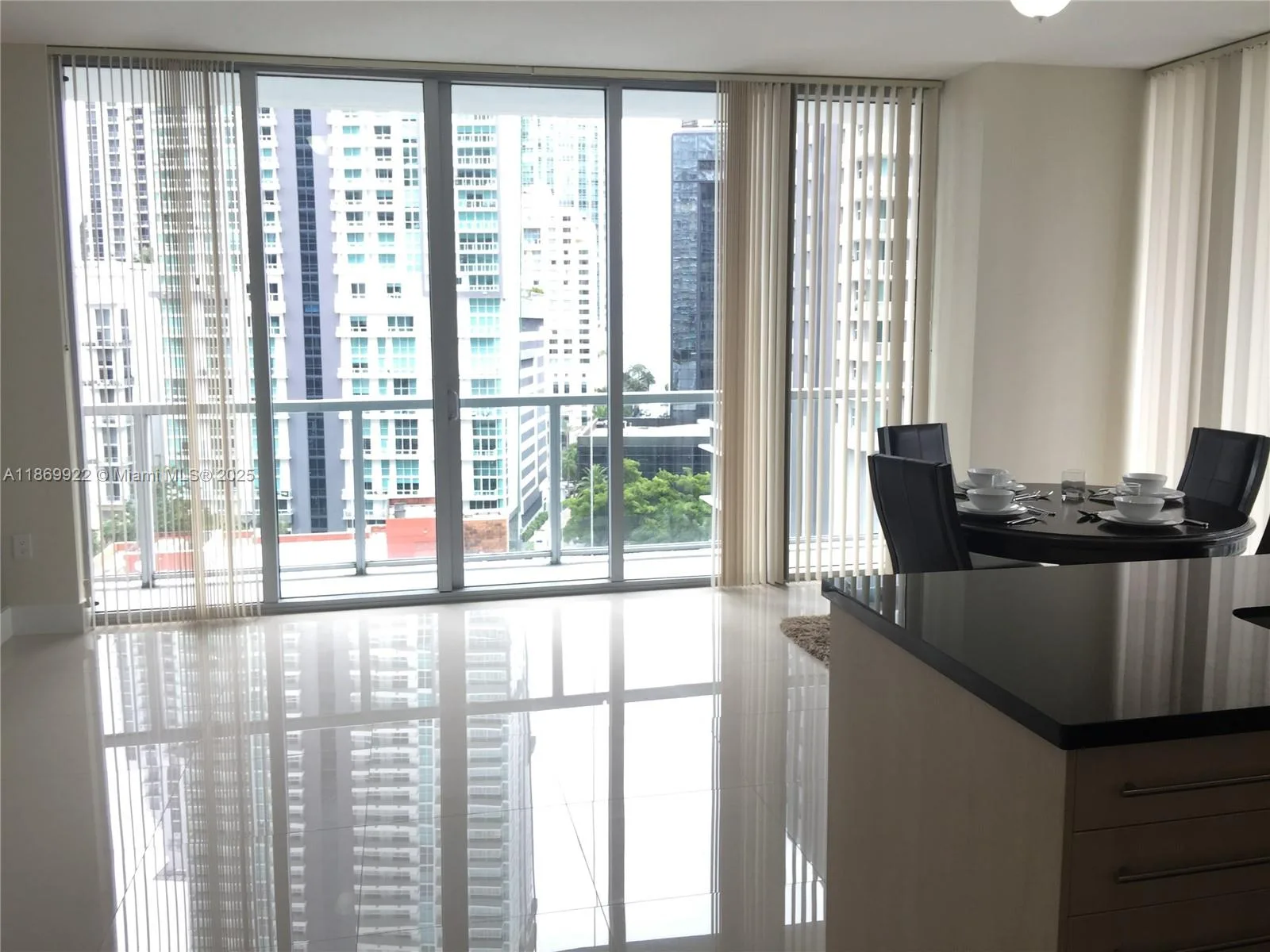 79 SW 12th St # 1406-S, Miami, FL 33130