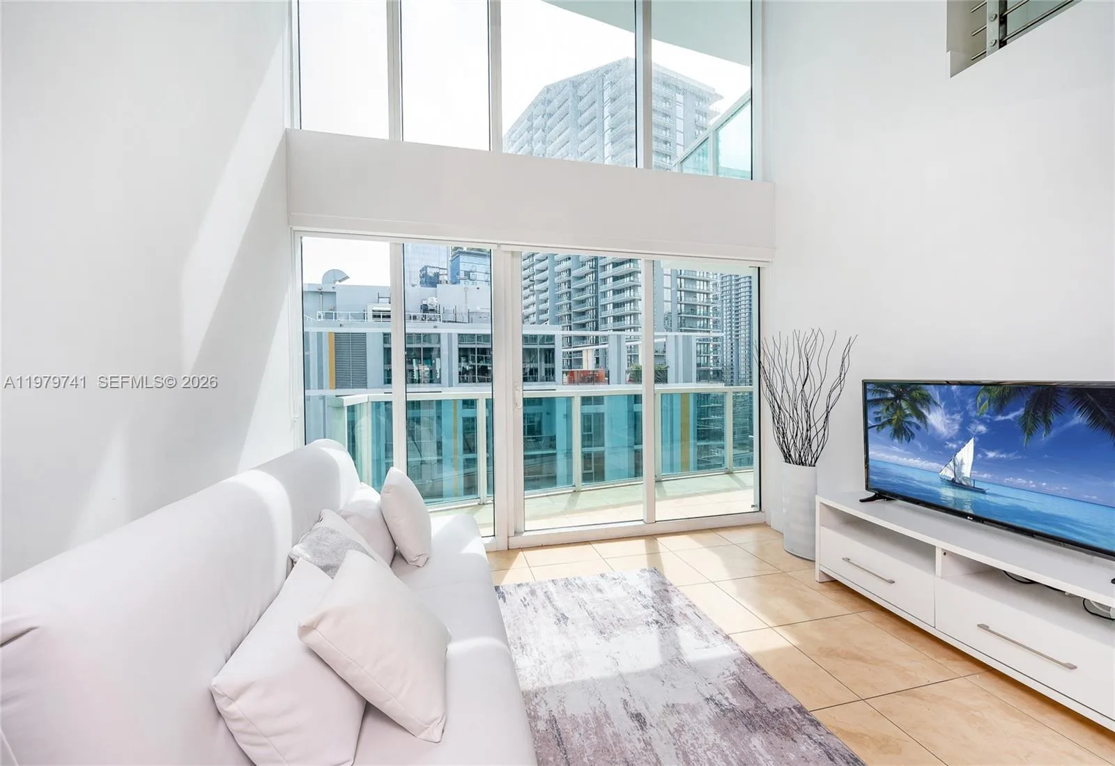 41 SE 5th St # 1508, Miami, FL 33131 photo 10