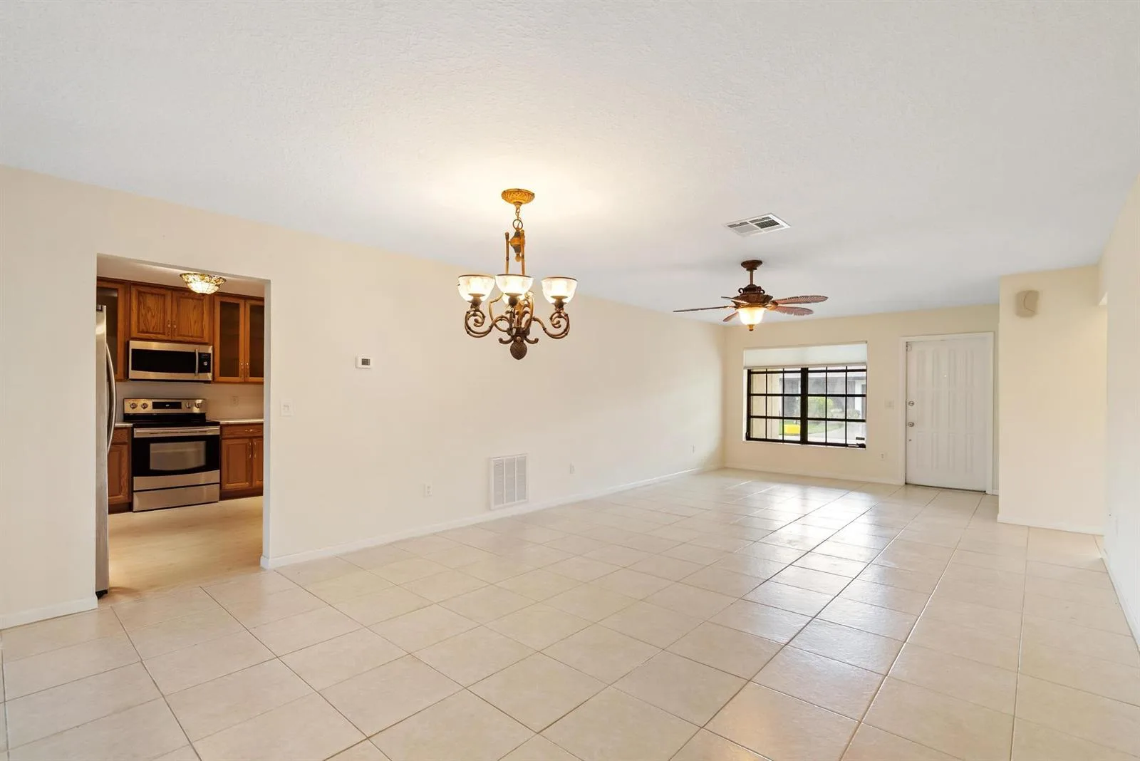 6315 TALL CYPRESS Circle, FL 33463 — zdjęcie 4