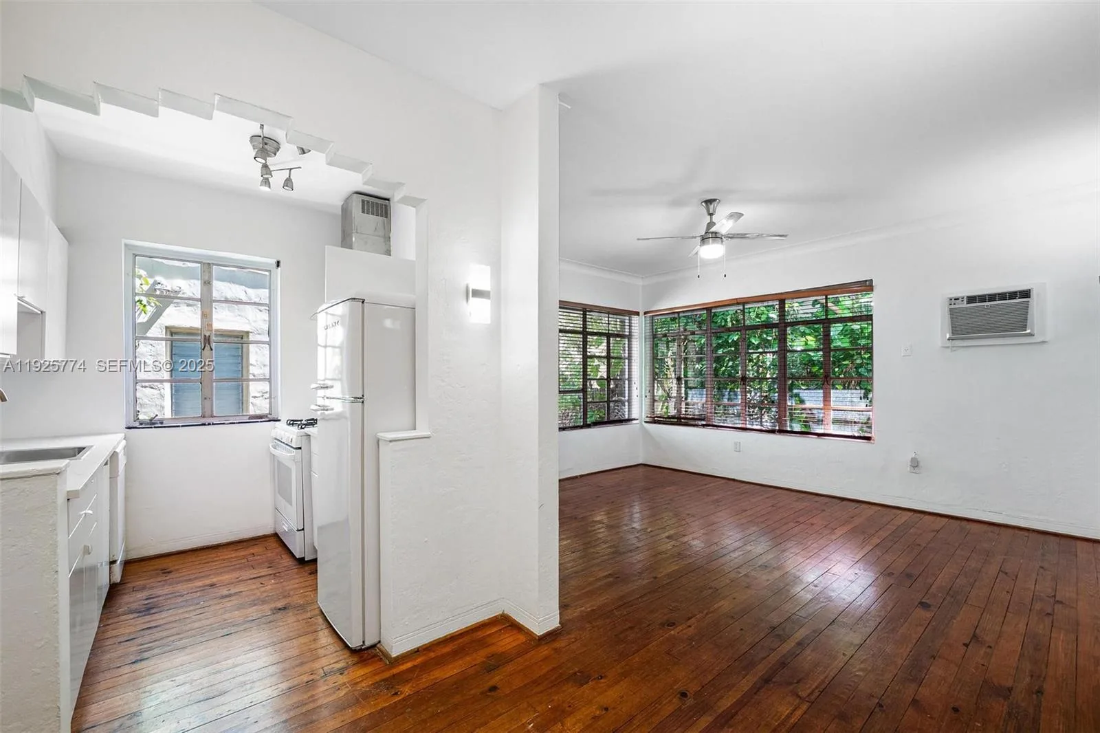 1611 Euclid Ave # 8, Miami Beach, FL 33139 photo 5