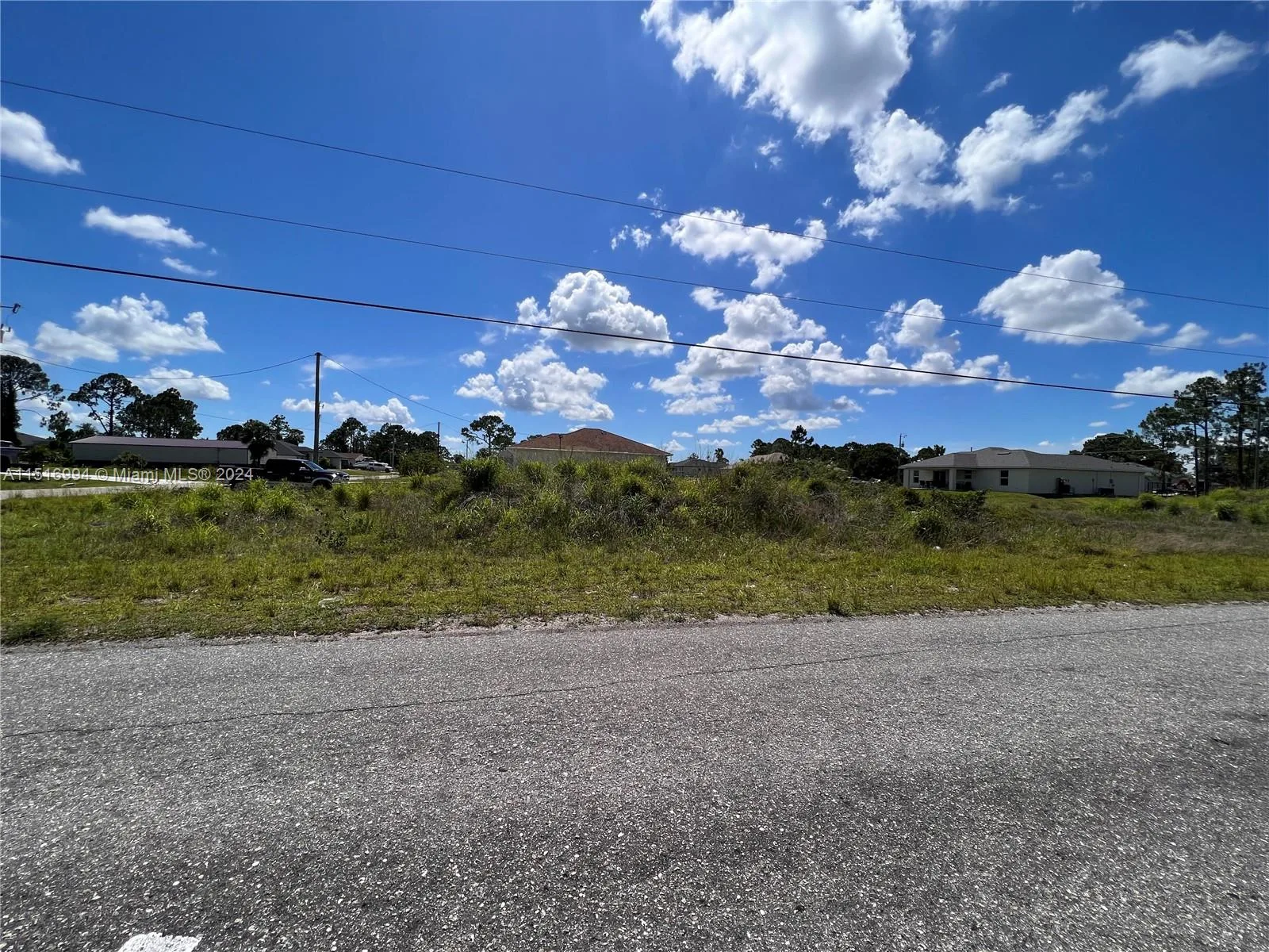 2914 20th St SW, Lehigh Acres, FL 33976