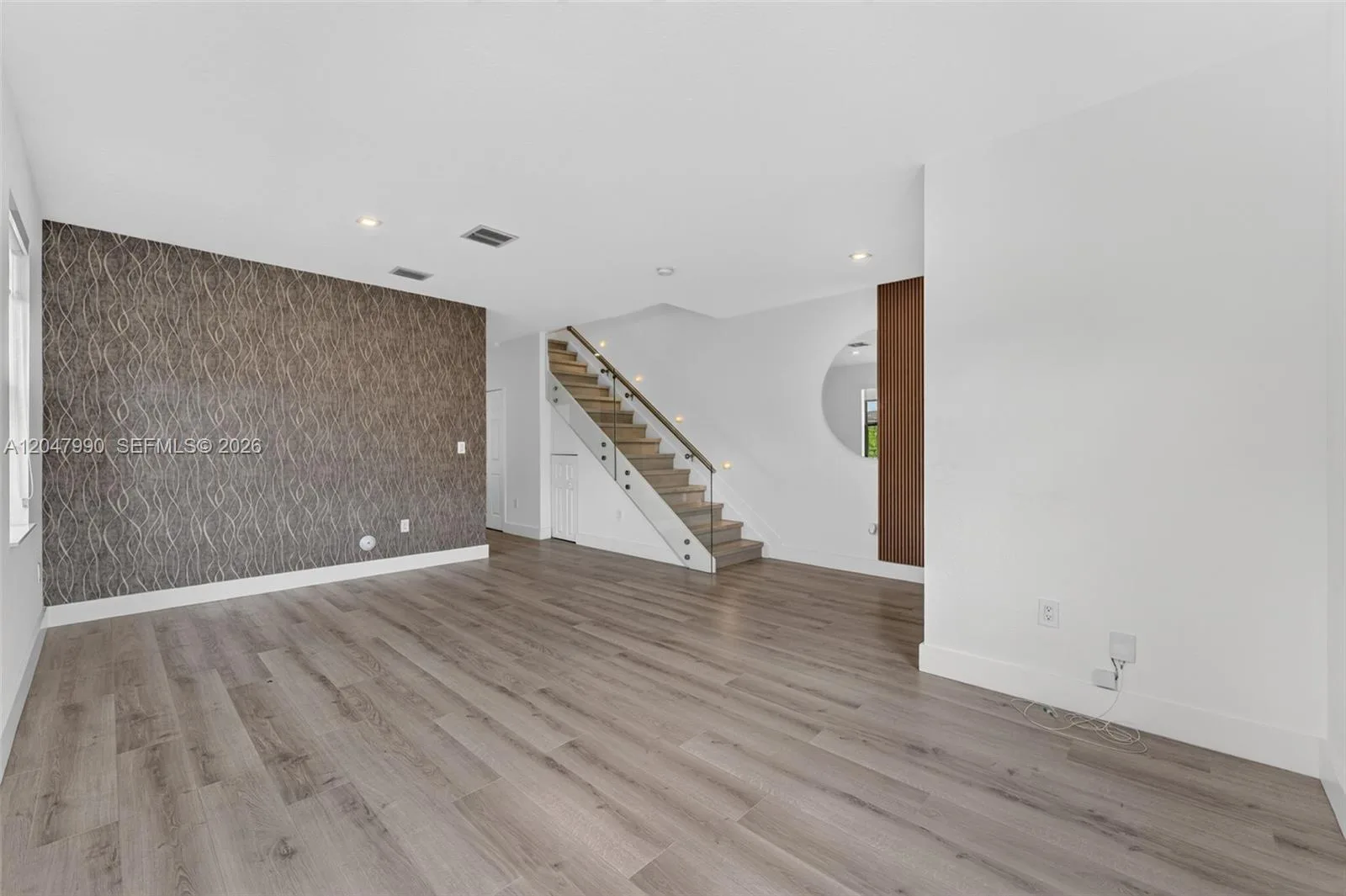 10908 W 32nd Ln, Hialeah, FL 33018 photo 4