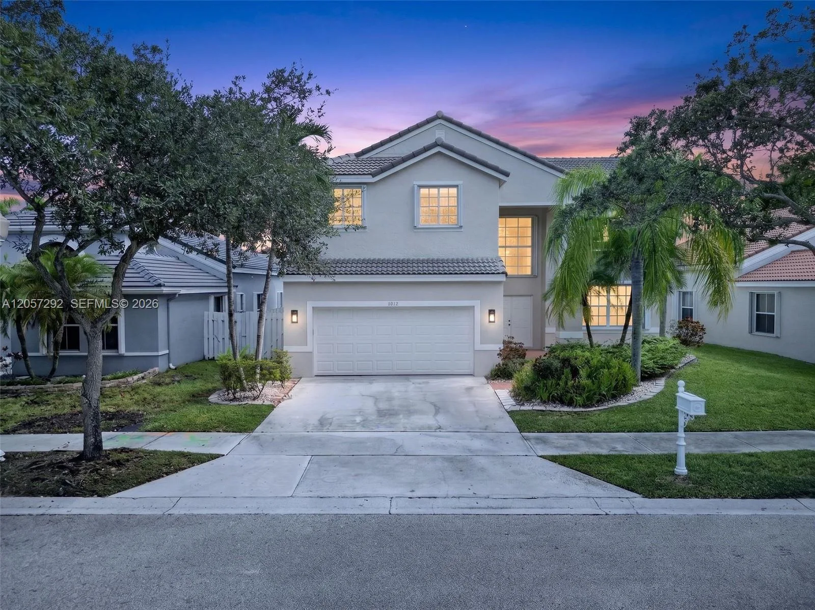1012 Cedar Falls Dr, Weston, FL 33327