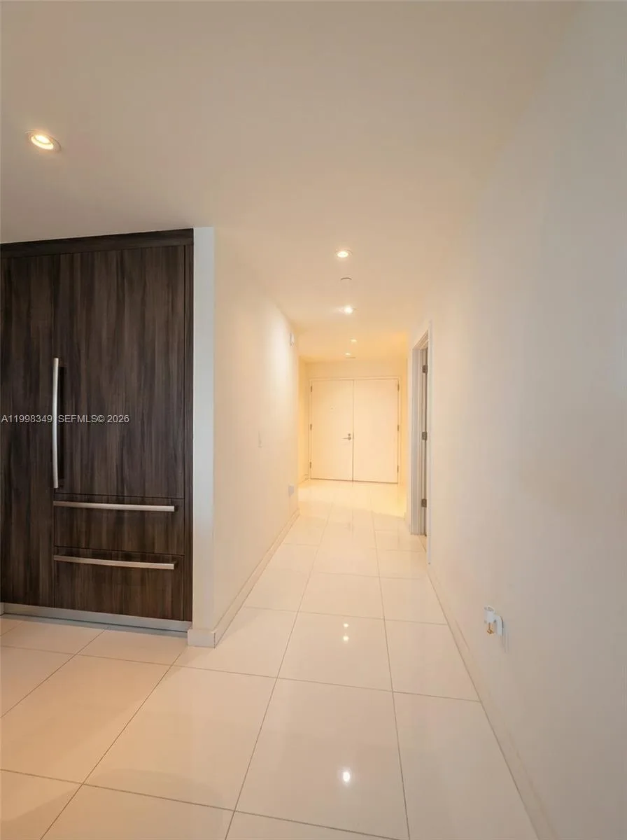 851 NE 1st Ave # 2301, Miami, FL 33132 photo 10