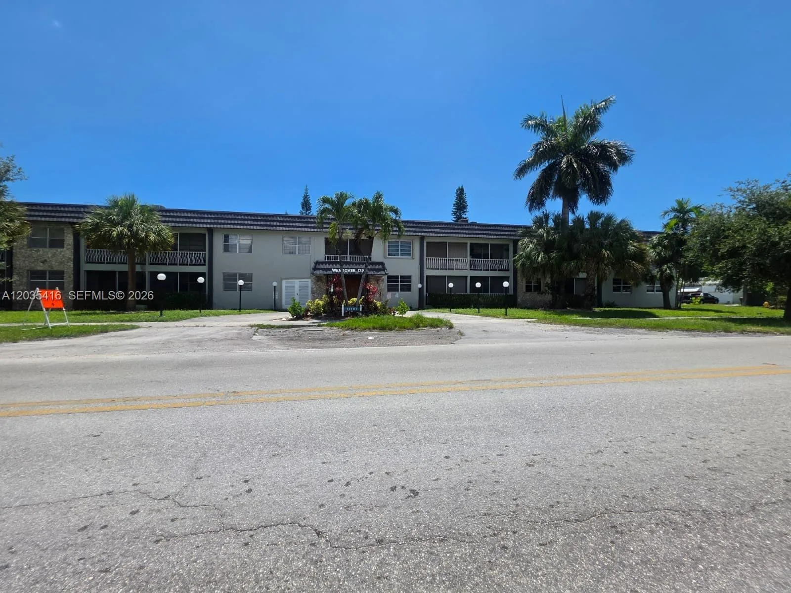 13101 Memorial Hwy 201 Hwy # 201, North Miami, FL 33161