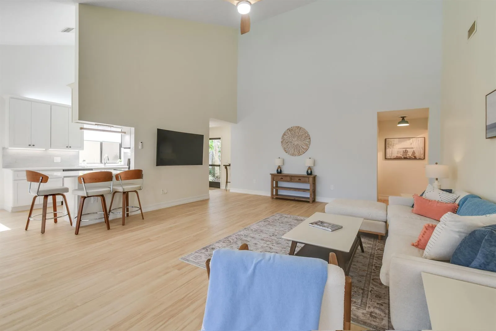 137 Harbourside Circle, Jupiter, FL 33477 photo 6