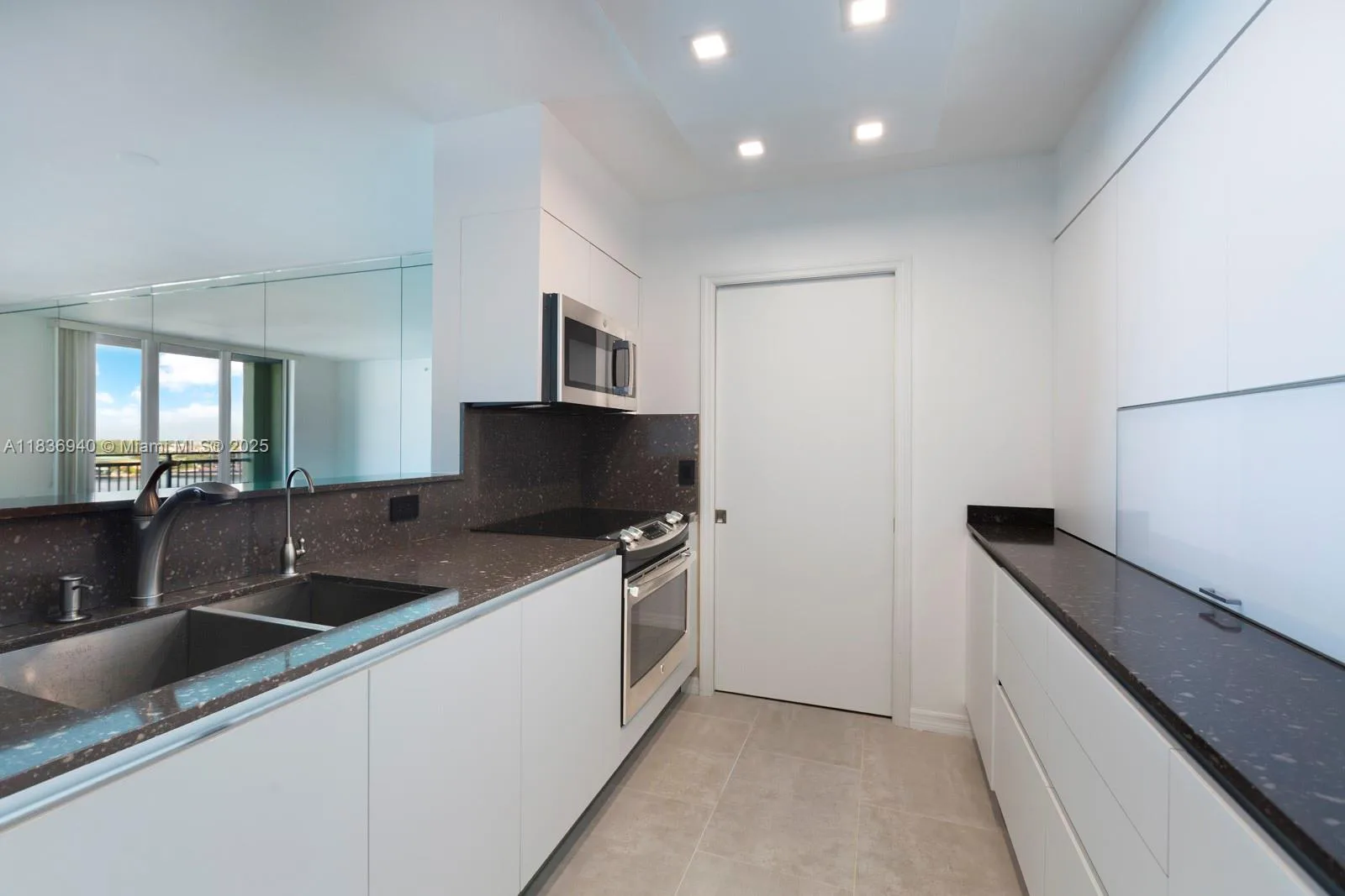 90 Alton Rd # 1408, Miami Beach, FL 33139 photo 11