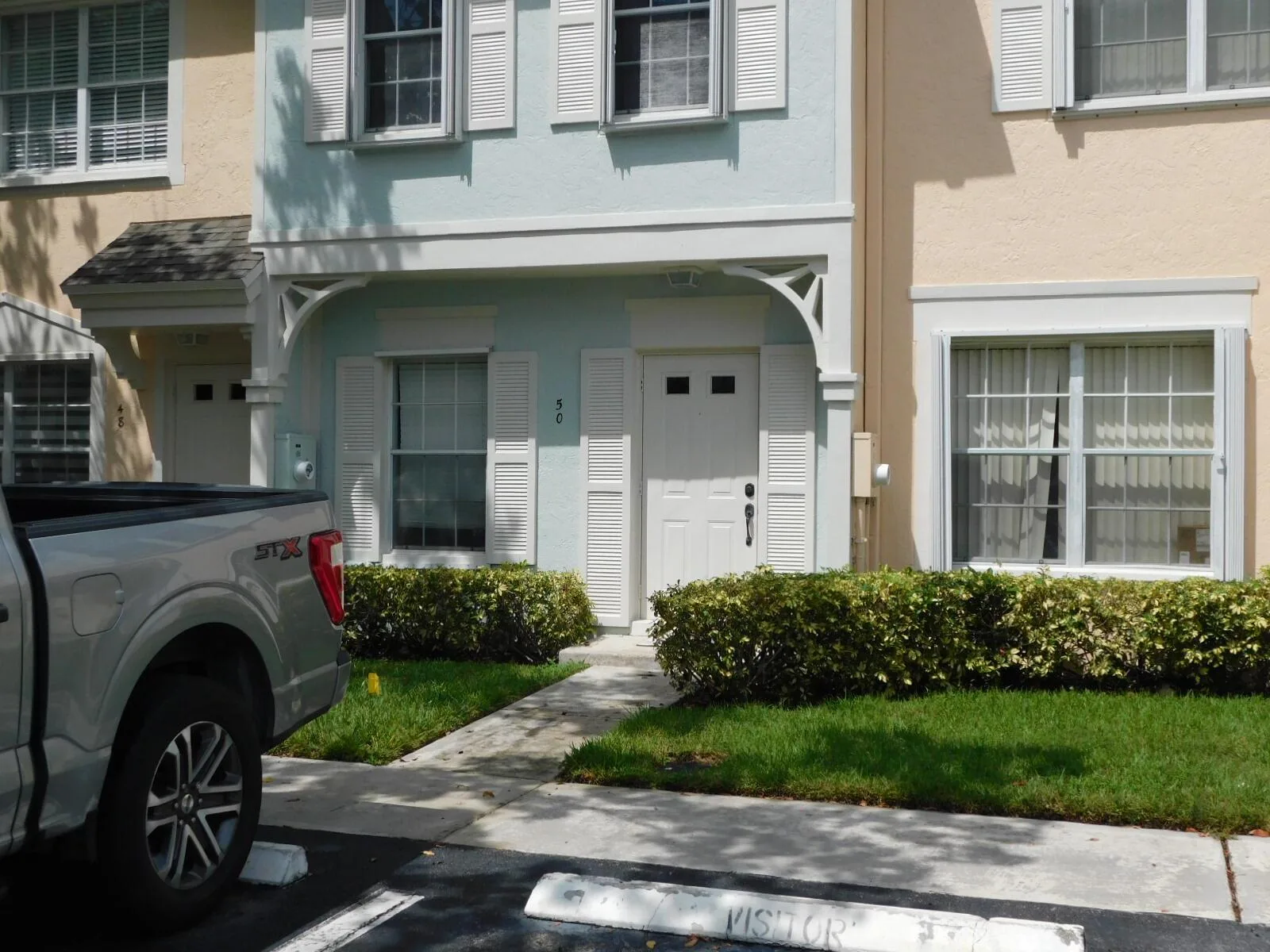 50 Simonton Circle, Weston, FL 33326
