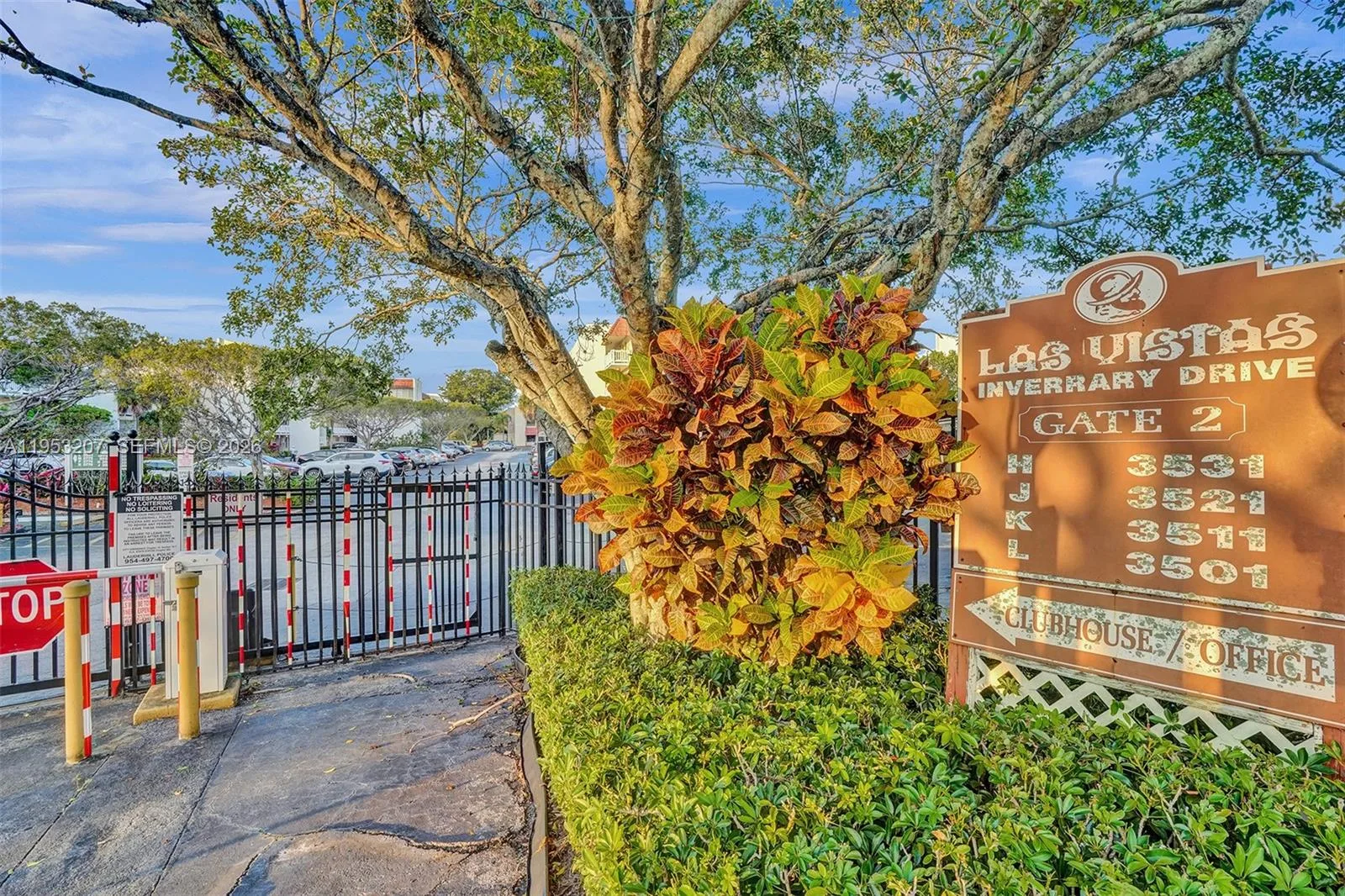 3511 E Inverrary Dr # 107, Lauderhill, FL 33319 photo 4