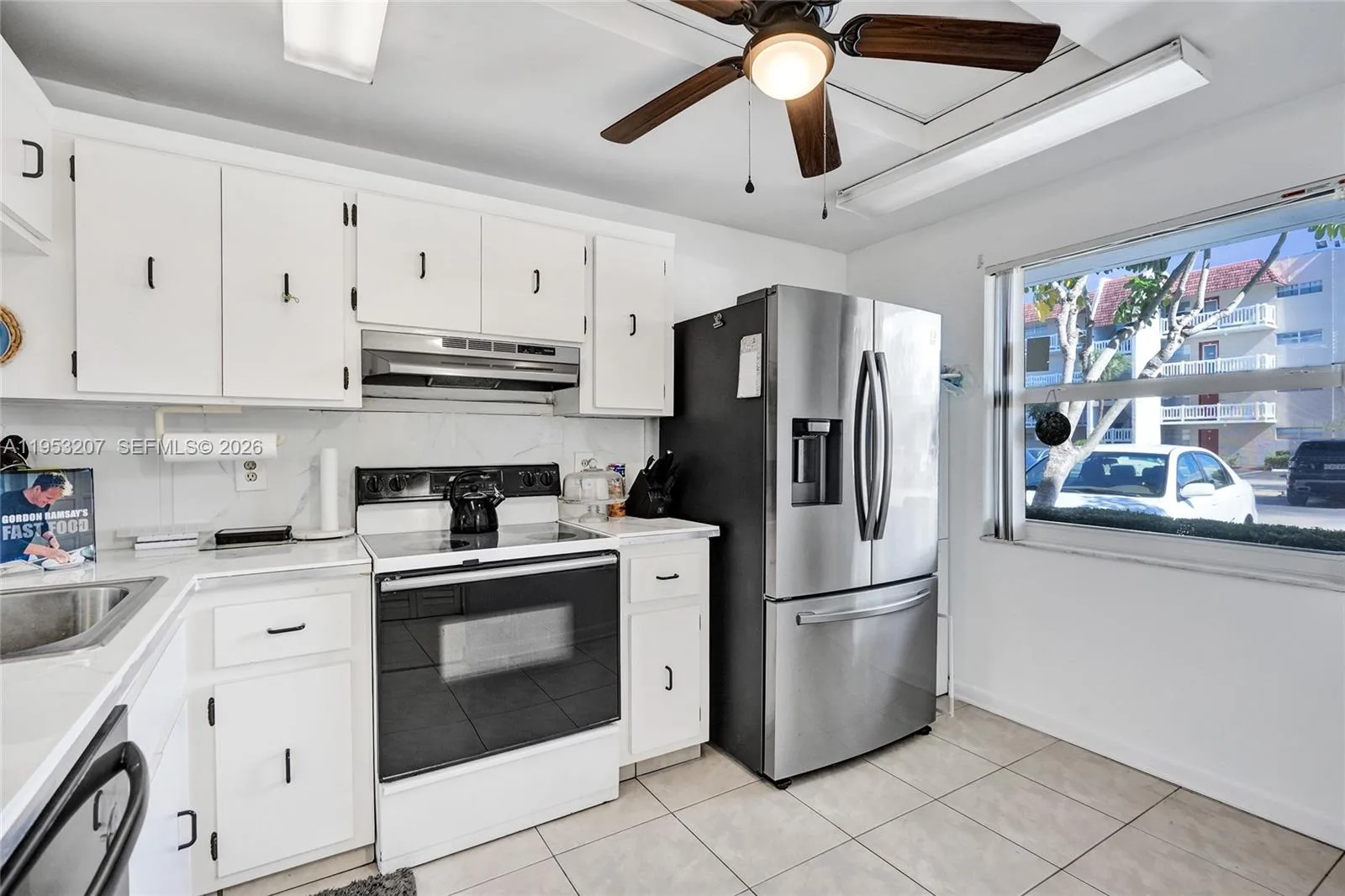 3511 E Inverrary Dr # 107, Lauderhill, FL 33319 photo 9