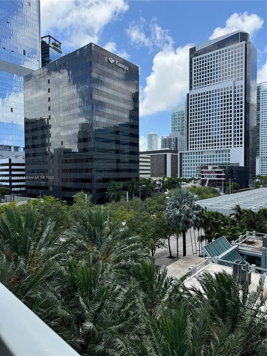 951 Brickell Ave # 500, Miami, FL 33131 photo 9