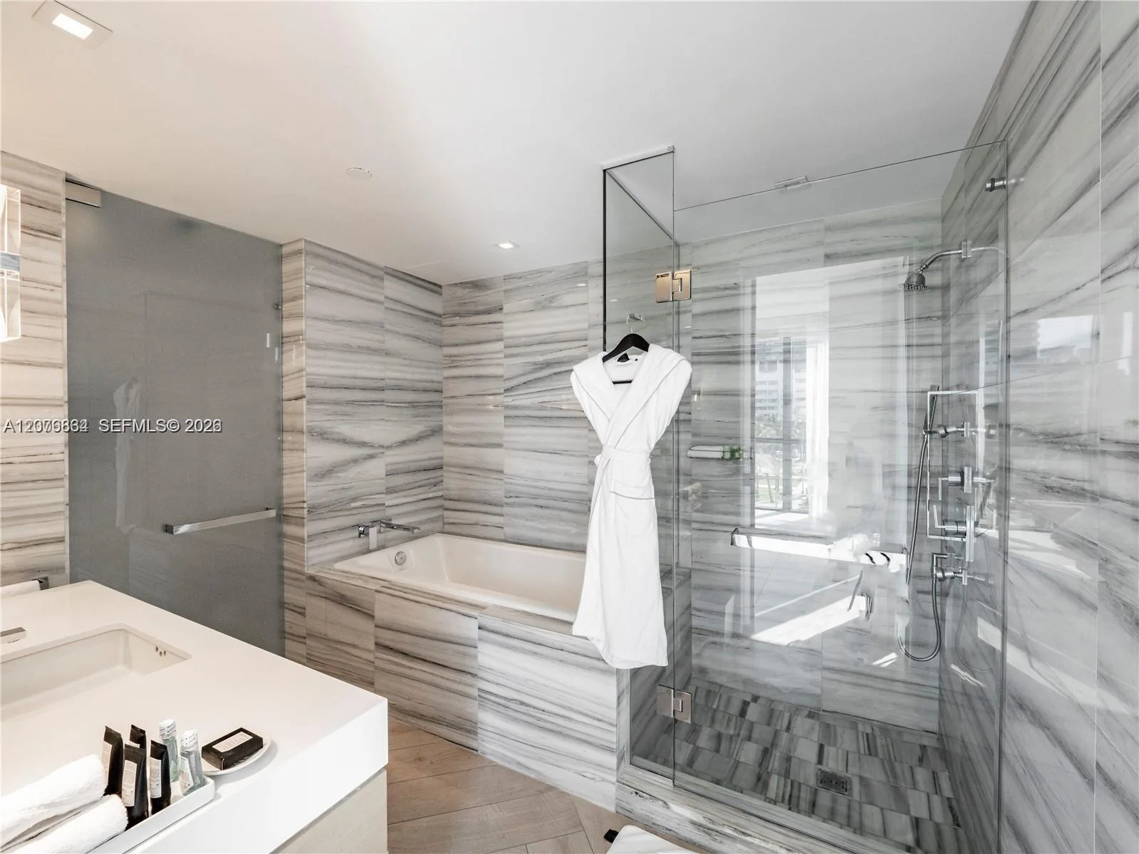 2201 Collins Ave # 428, Miami Beach, FL 33139 photo 10
