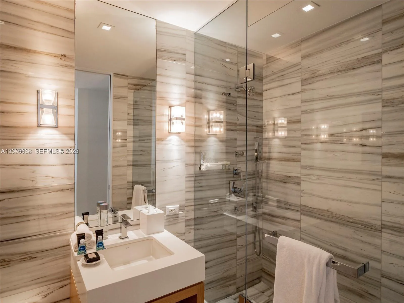 2201 Collins Ave # 428, Miami Beach, FL 33139 photo 13