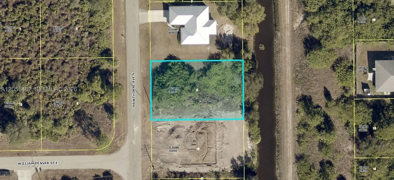 517 S Hawthorne Ave., Lehigh Acres, FL 33974