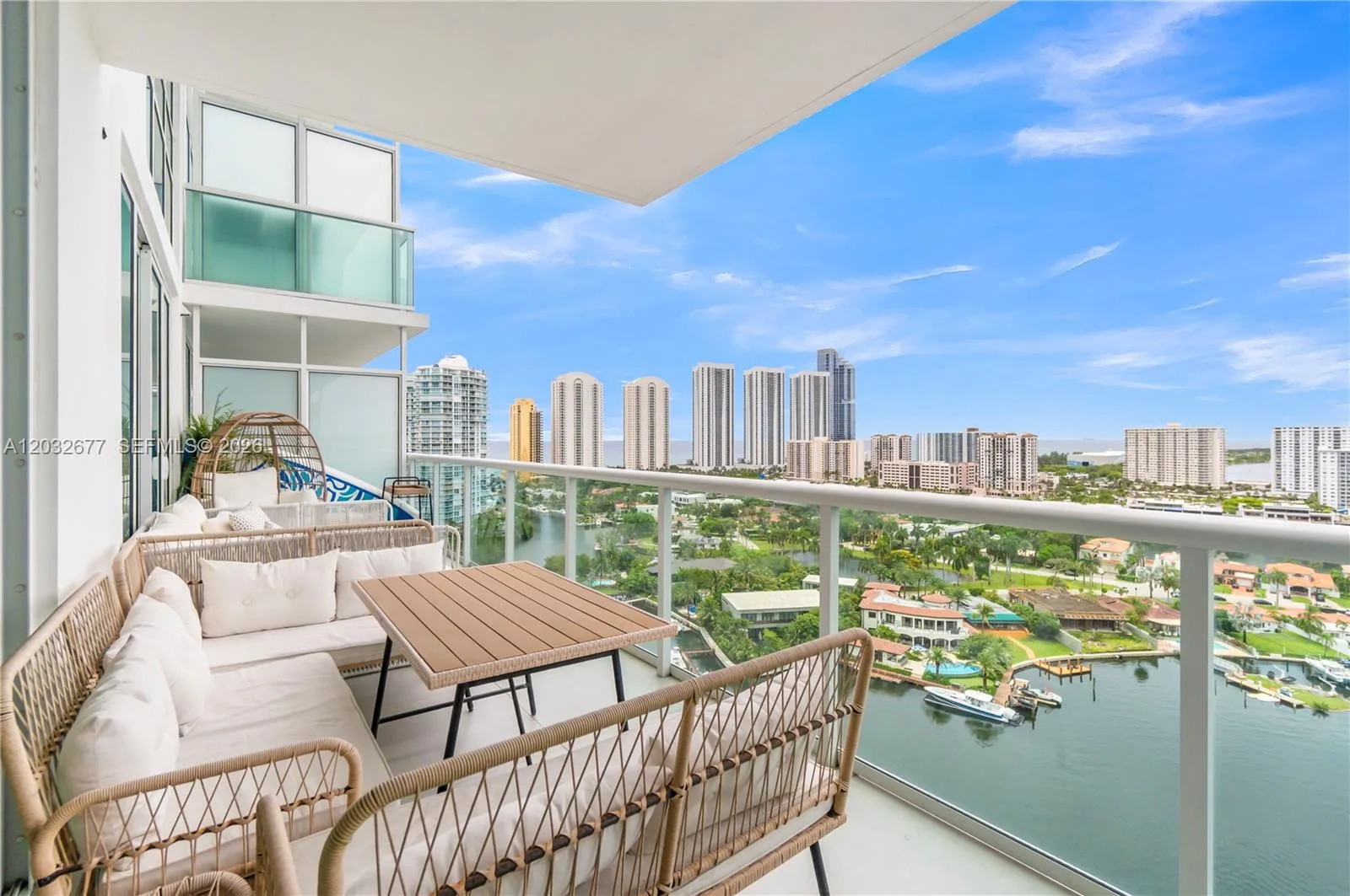 400 Sunny Isles Blvd # 1917   |TWO STORIES, Sunny Isles Beach, FL 33160