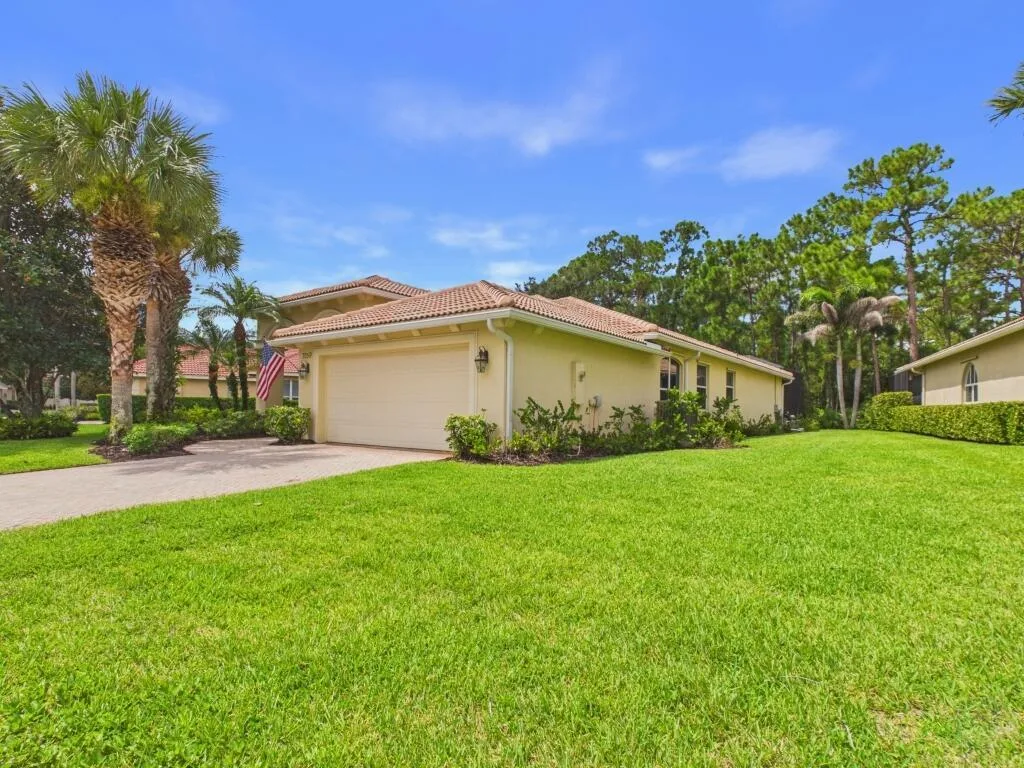 7059 MAIDSTONE Drive, Port St. Lucie, FL 34986 photo 4