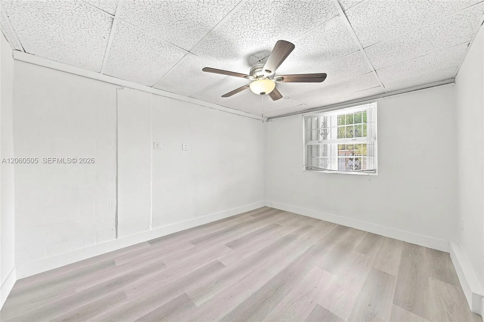596 NW 109th St, Miami, FL 33168 photo 13
