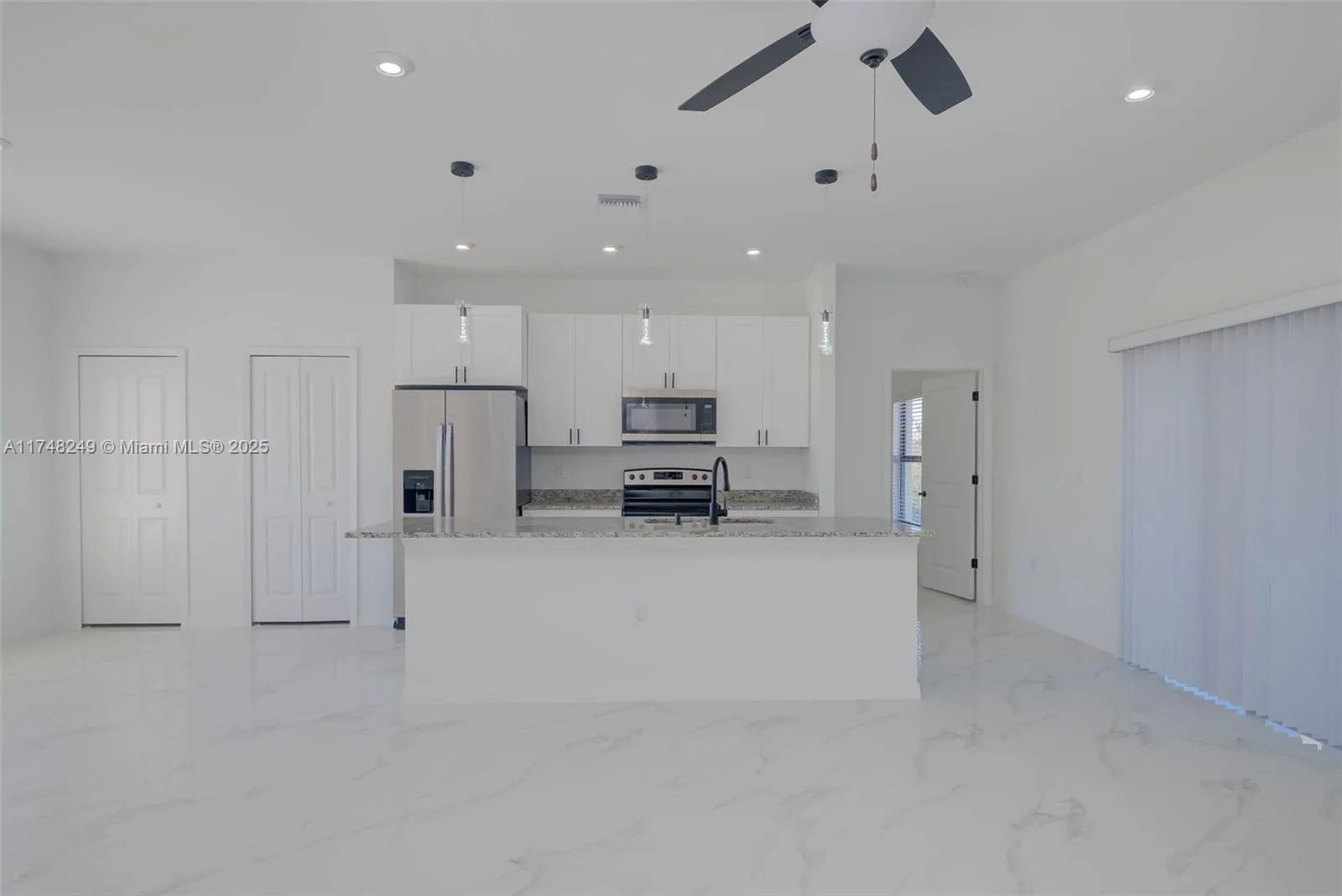 2809 64TH ST W, Lehigh Acres, FL 33971 photo 5