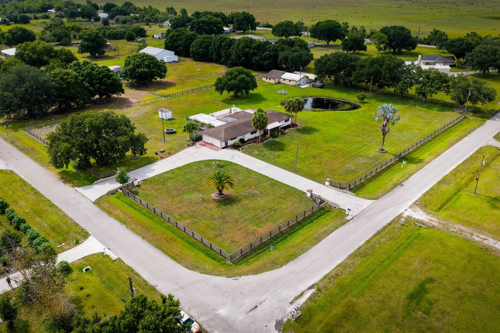 11405 NW 2nd Terrace, Okeechobee, FL 34972