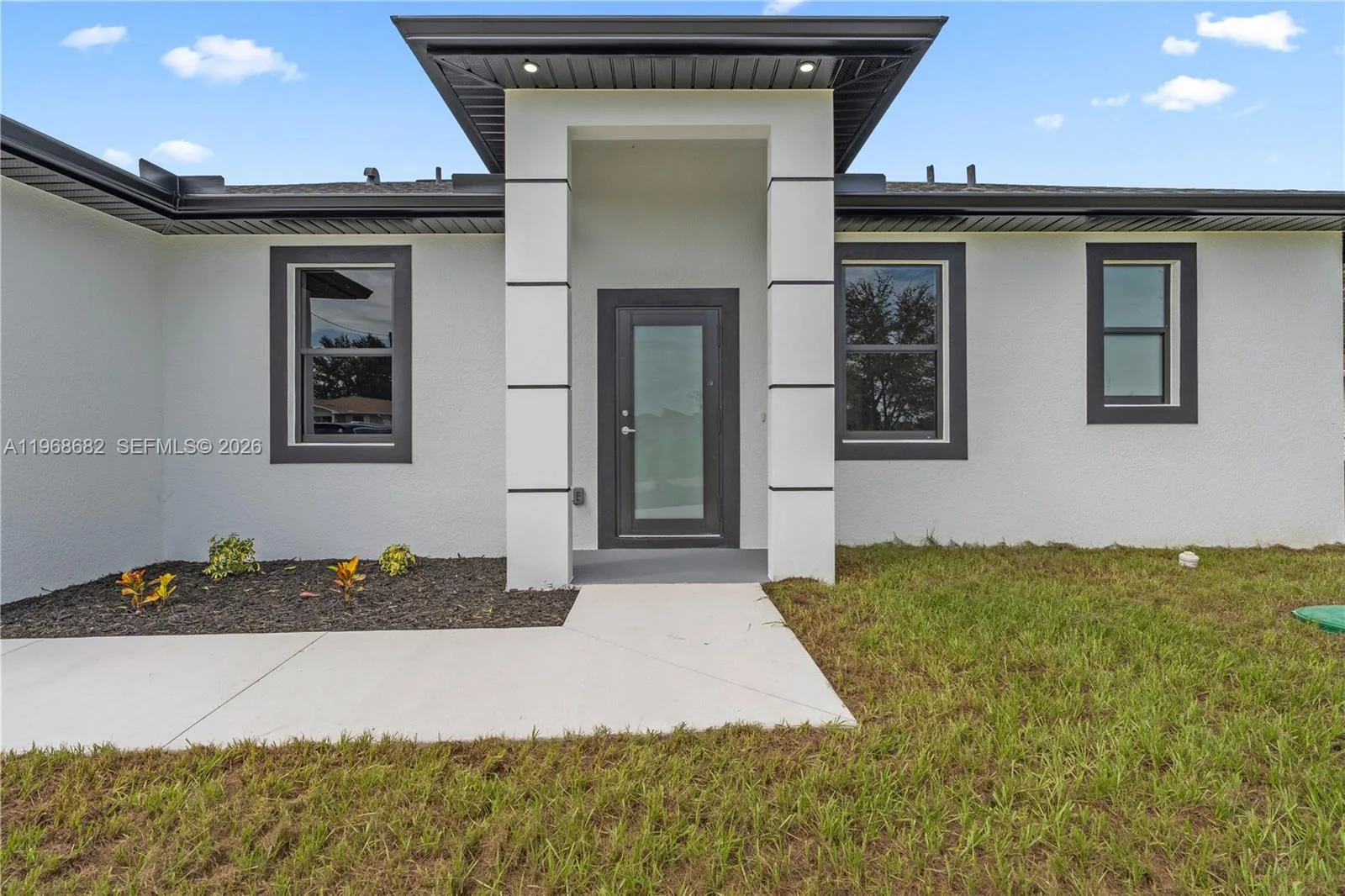 2804 W 73rd St, Lehigh Acres, FL 33971
