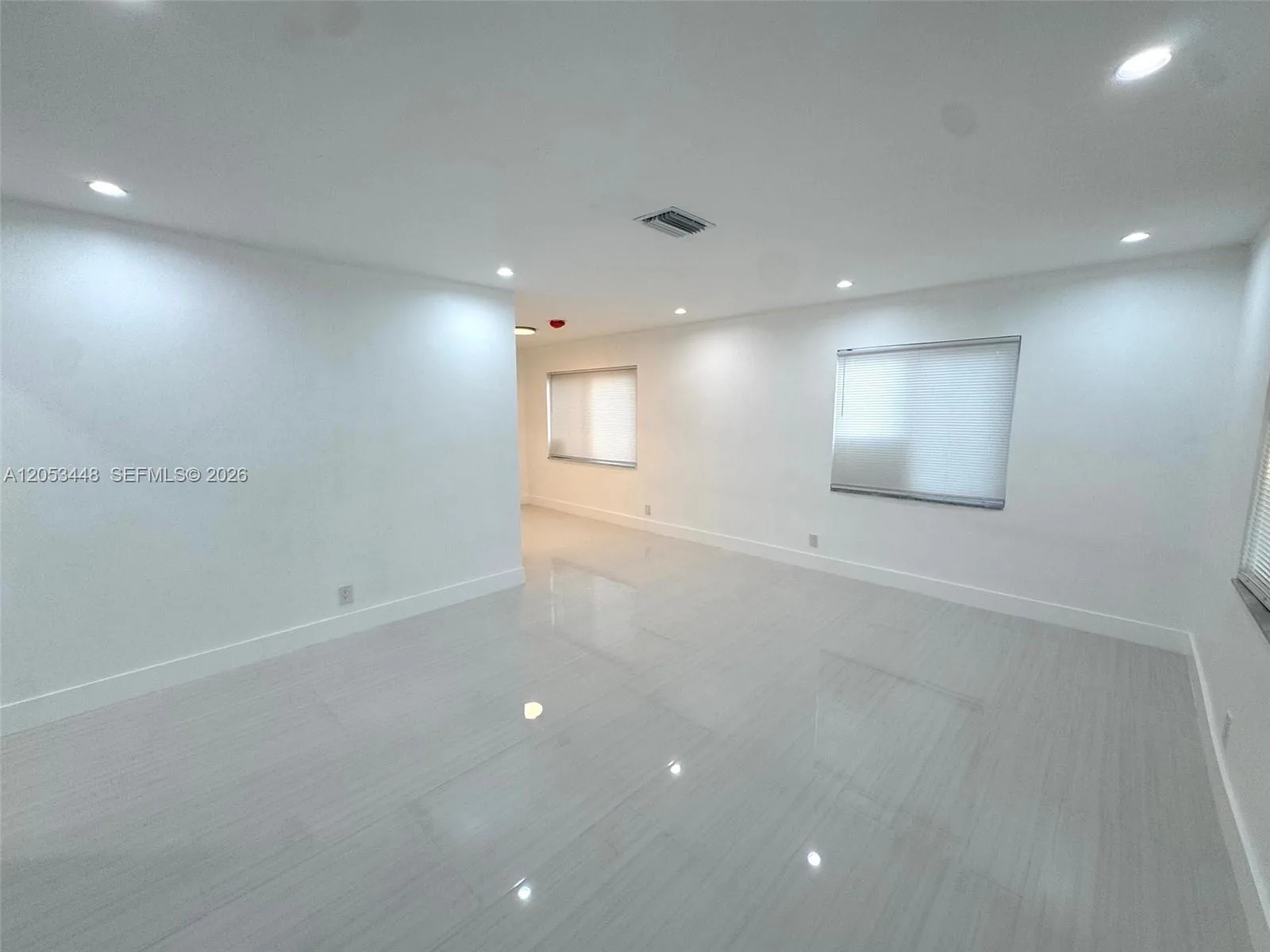 105-107 NE 30th Ct, Wilton Manors, FL 33334 photo 6