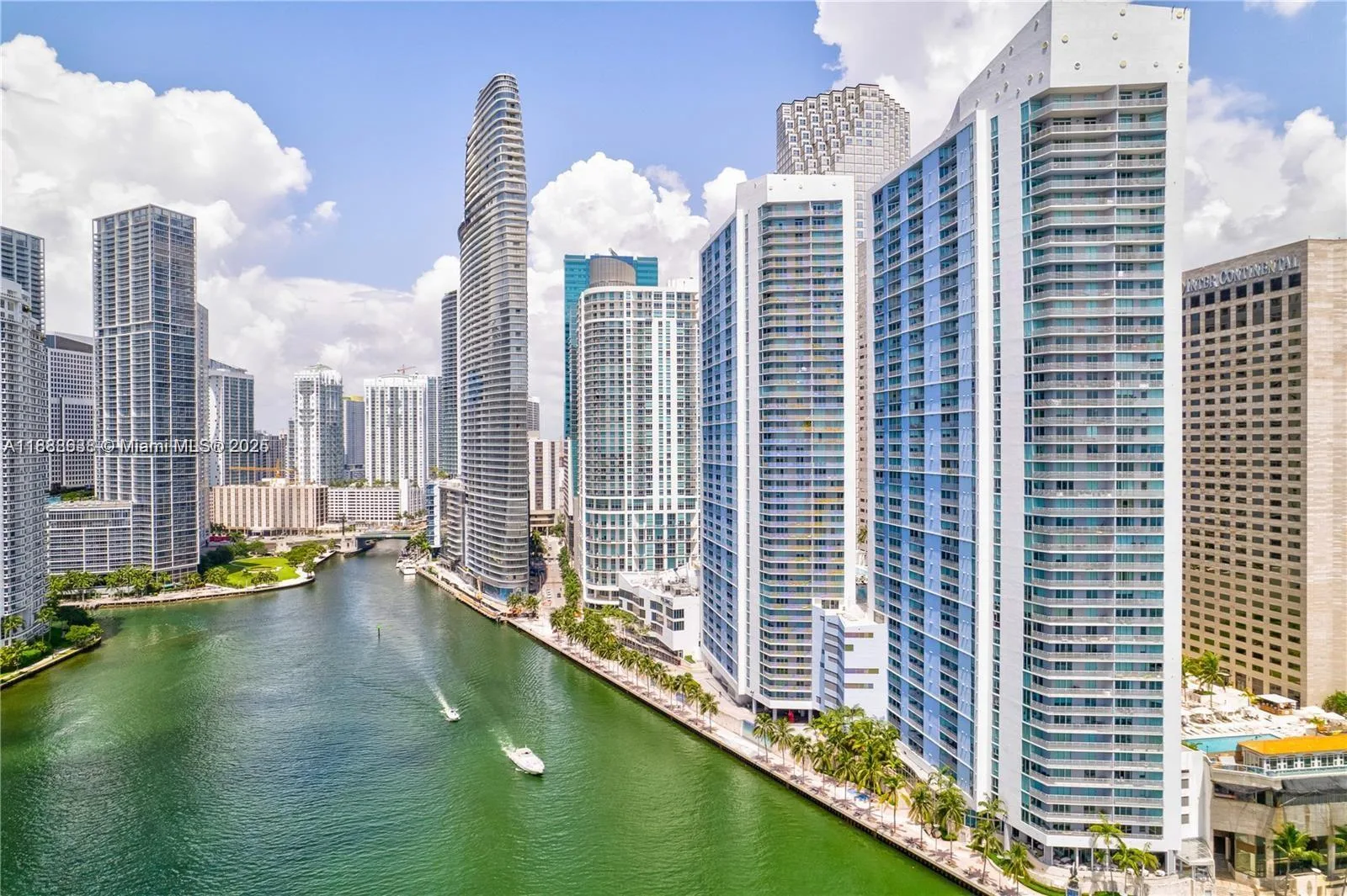335 S Biscayne Blvd # 1506, Miami, FL 33131