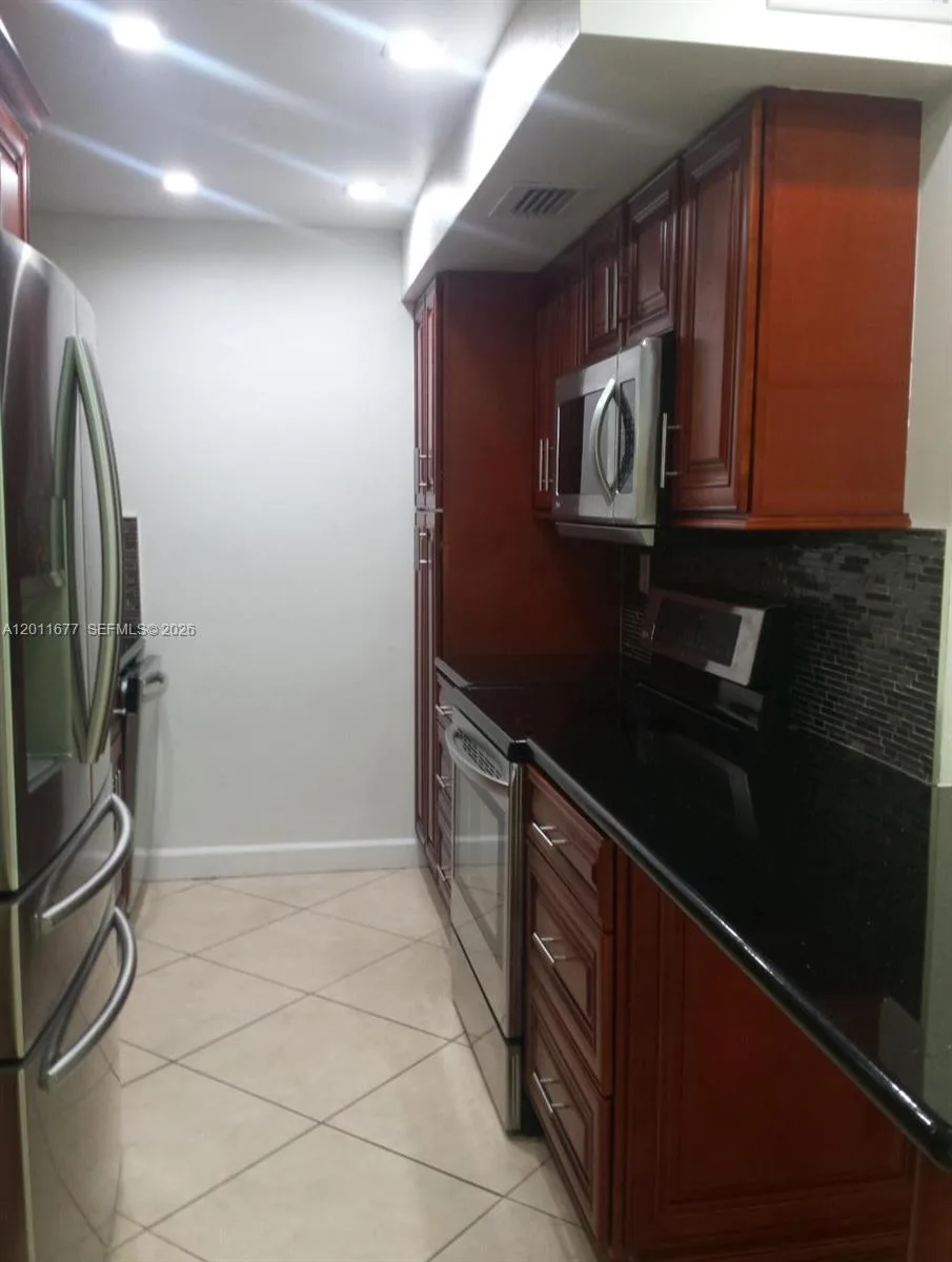 9490 SW 77th Ave # N6, Miami, FL 33156 photo 8