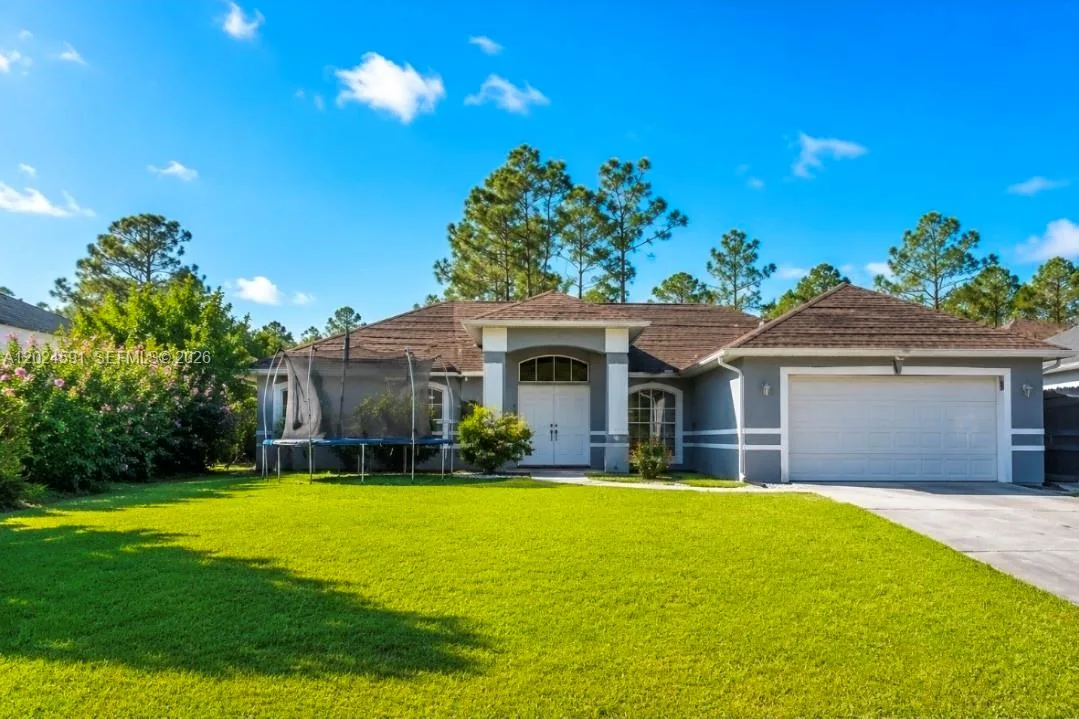 3740 NE 10th Ave, Naples, FL 34120