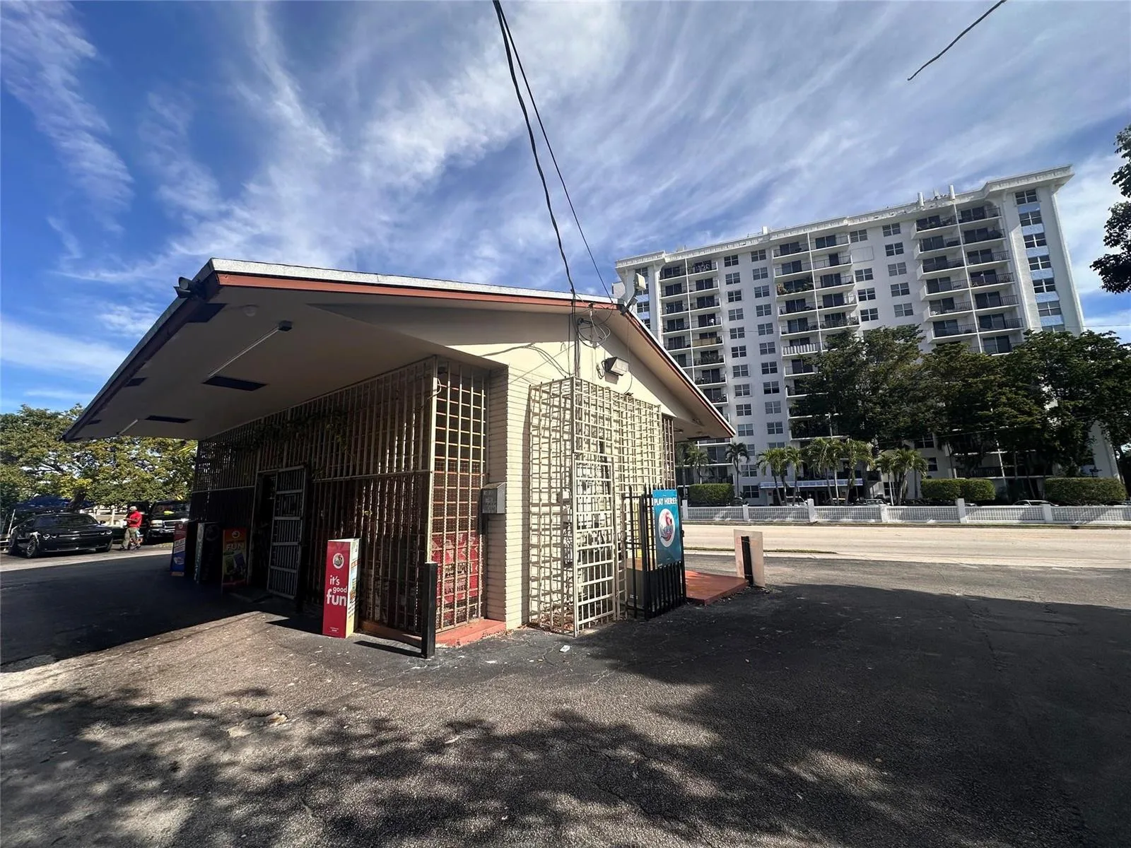 1790 N Andrews Square, Fort Lauderdale, FL 33311