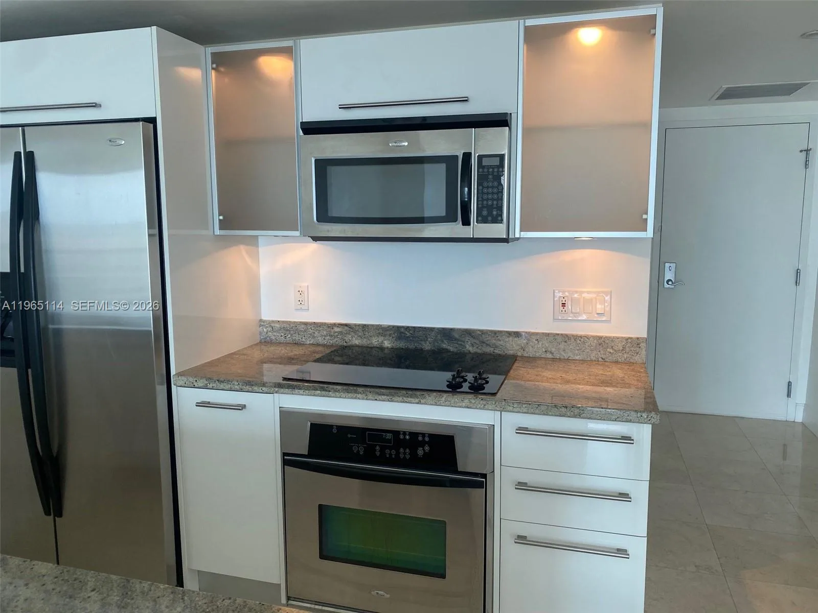 185 SW 7th St # 1705, Miami, FL 33130 photo 3