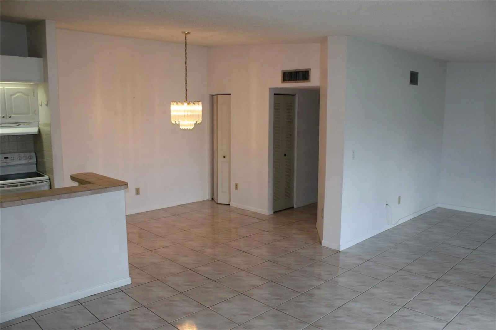 9728 S Belfort Circle # 206, Tamarac, FL 33321 photo 4