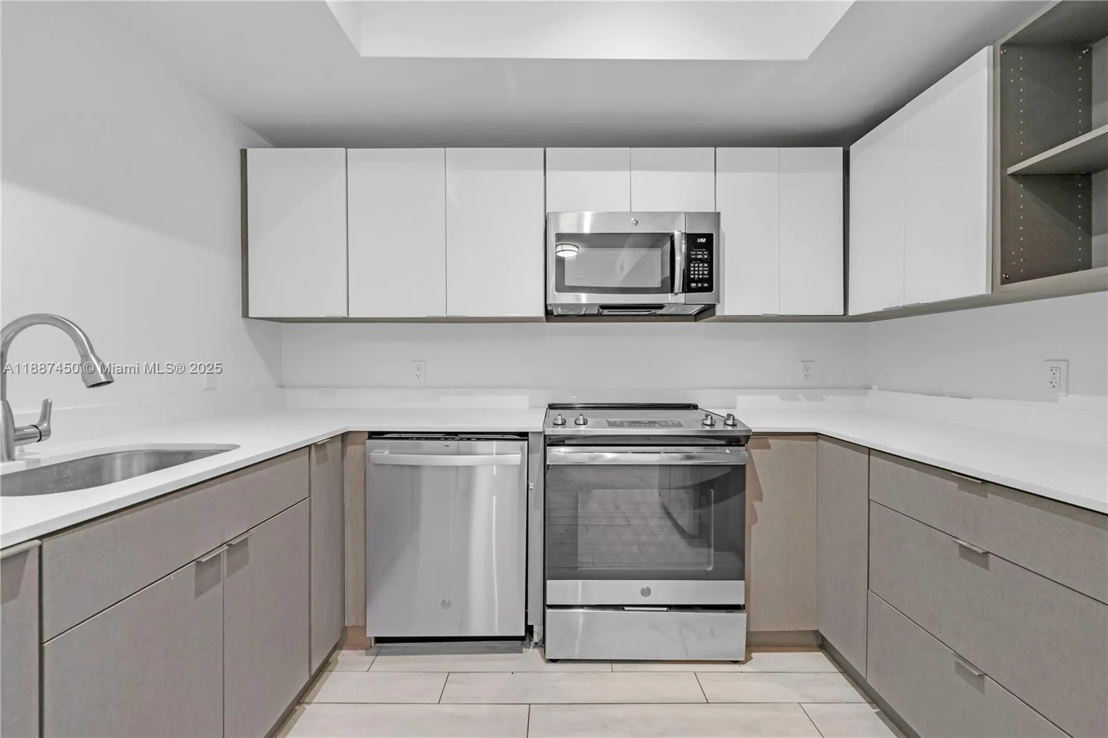 321 NE 26th St # 907, Miami, FL 33137 photo 11