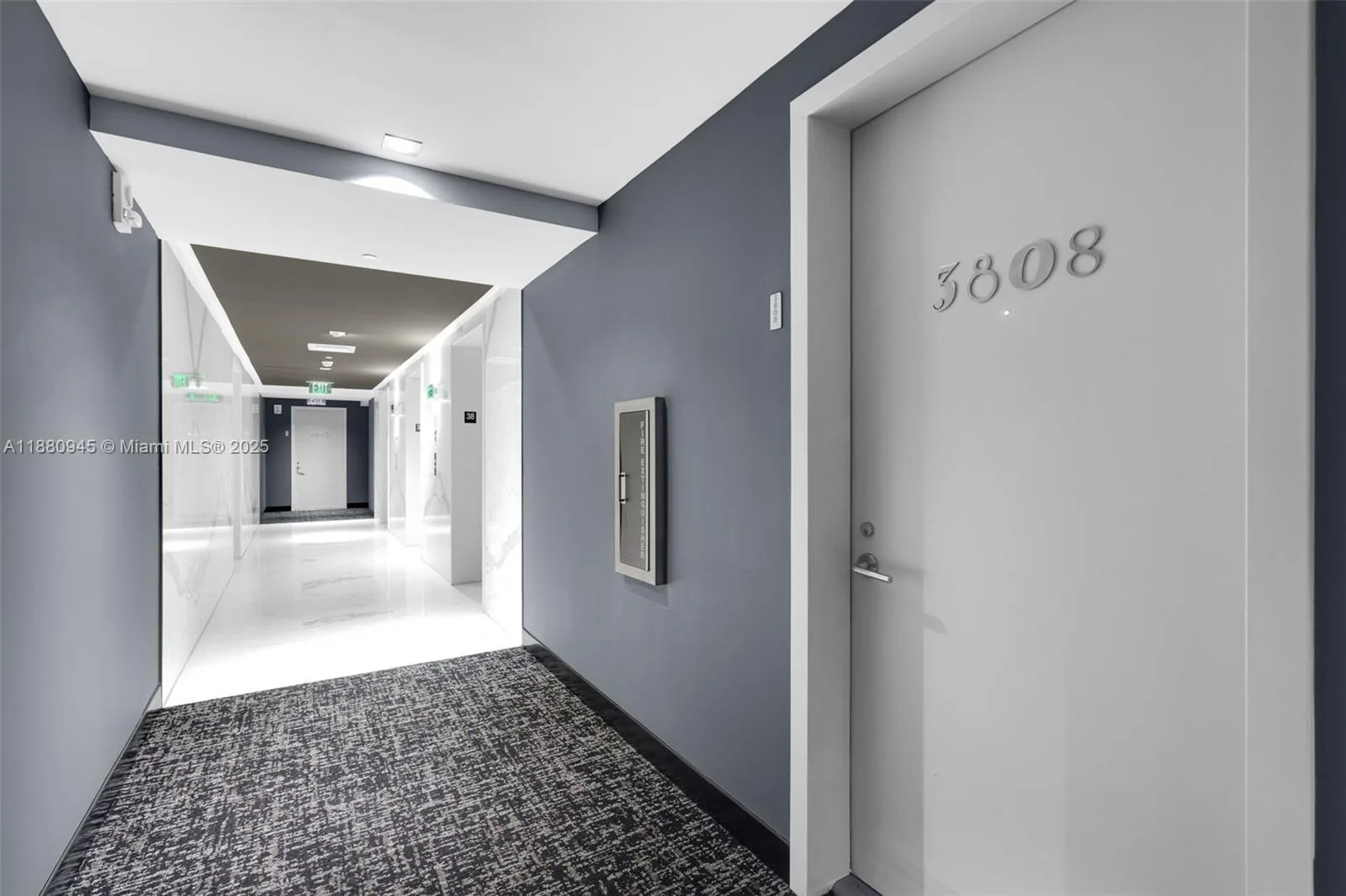 1300 S Miami Ave # 3808, Miami, FL 33130 photo 2