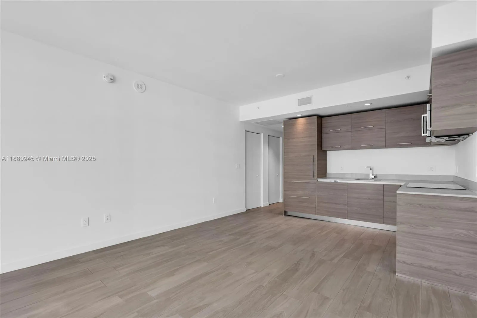 1300 S Miami Ave # 3808, Miami, FL 33130 photo 6