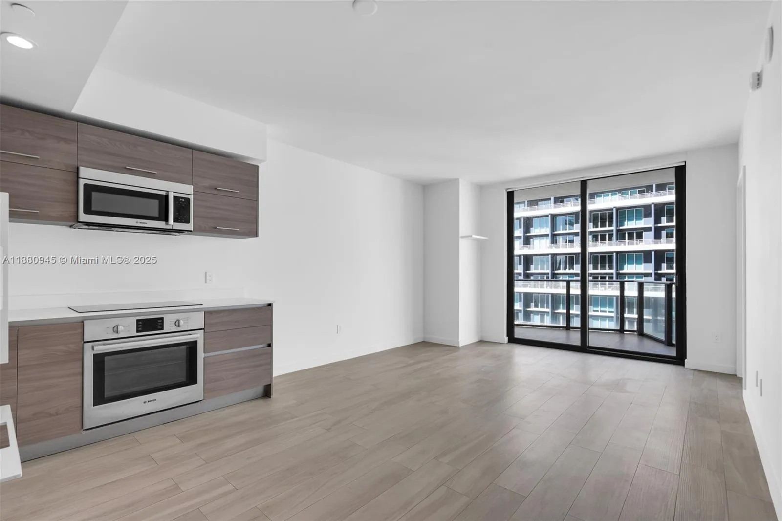 1300 S Miami Ave # 3808, Miami, FL 33130 photo 7