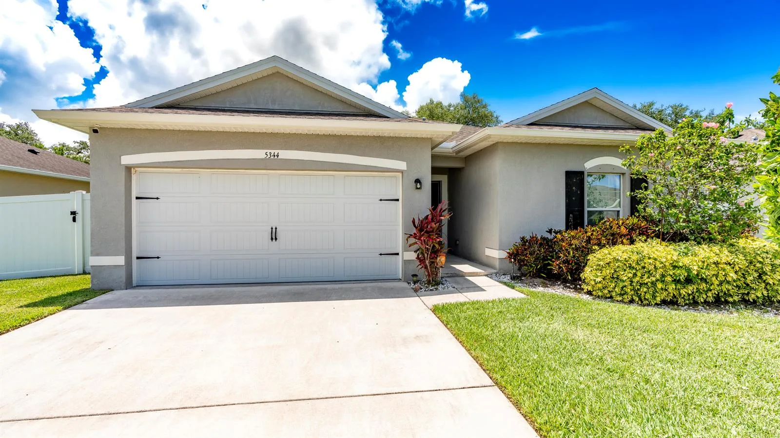 5344 Oakland Lake Circle, Fort Pierce, FL 34951 photo 11