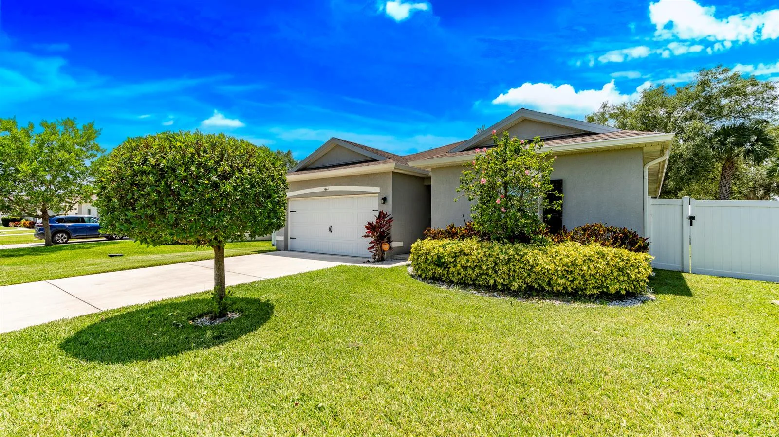 5344 Oakland Lake Circle, Fort Pierce, FL 34951 photo 5